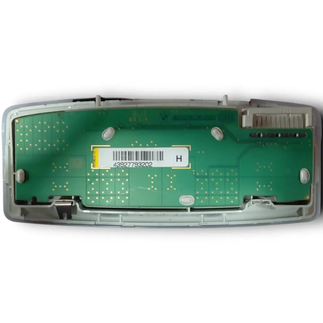 Dettaglio Luce cortesia posteriore tetto BMW Serie 4 Coupé F32 OEM 63319277930 - foto 2