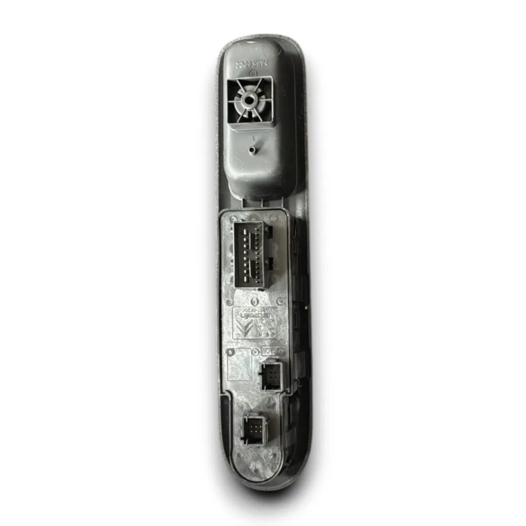Dettaglio Pulsantiera alzacristalli sinistra Peugeot 3008 2009–2013 OEM 30170358 - foto 2