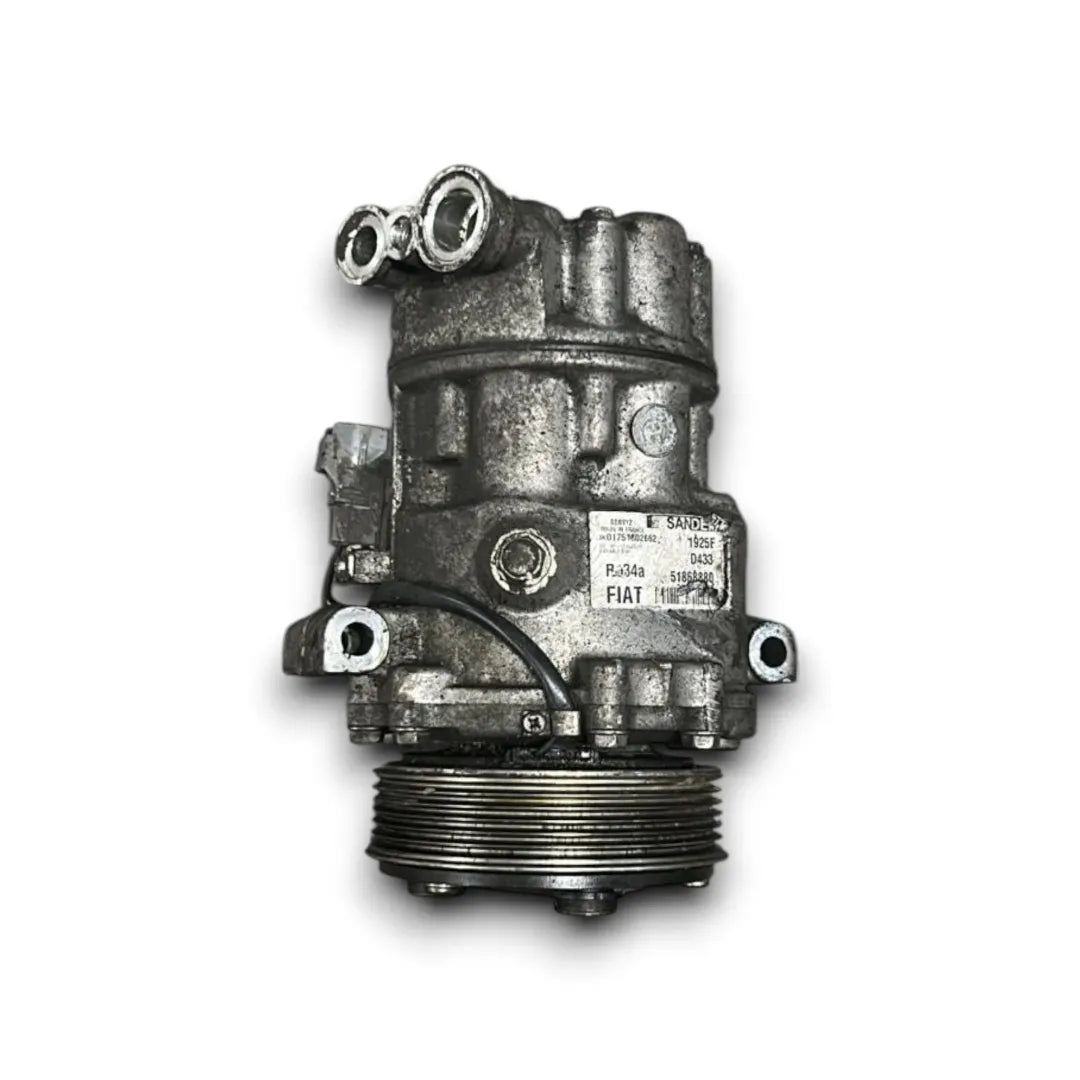 Dettaglio Compressore clima Fiat Doblò Cargo dal 2015 OEM 51868880 - foto 2