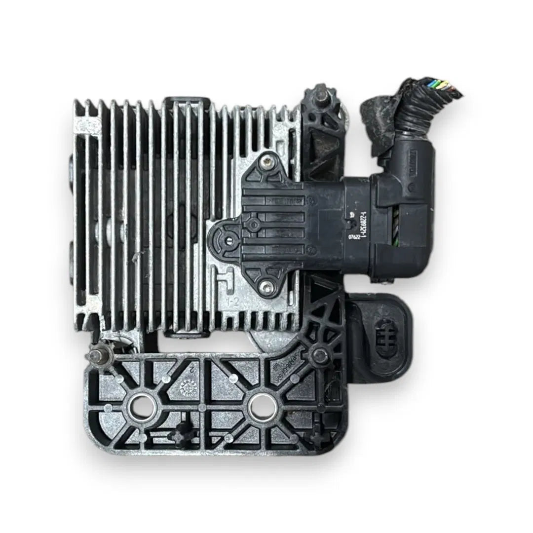 Dettaglio Centralina sensore radar anteriore Peugeot 2008 2019–2023 OEM 9840456880 - foto 2