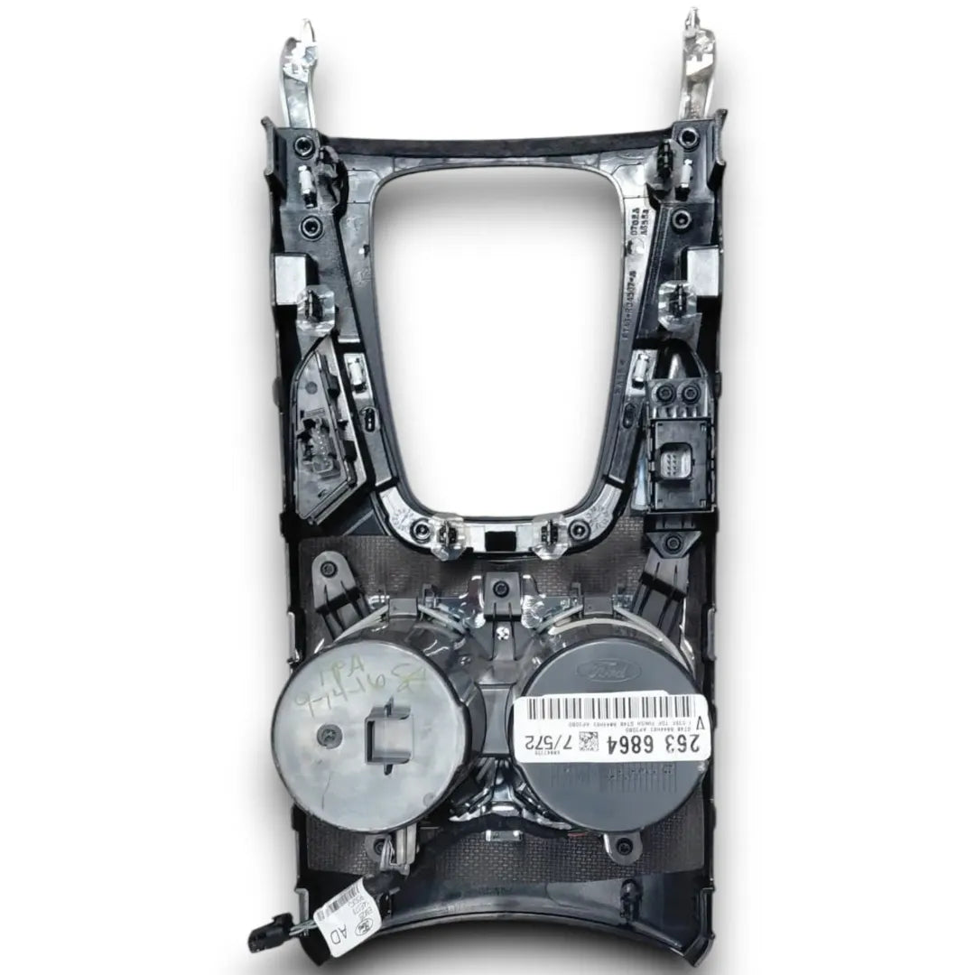 Dettaglio Rivestimento della consolle centrale Ford Edge cod. 2325705 - foto 2
