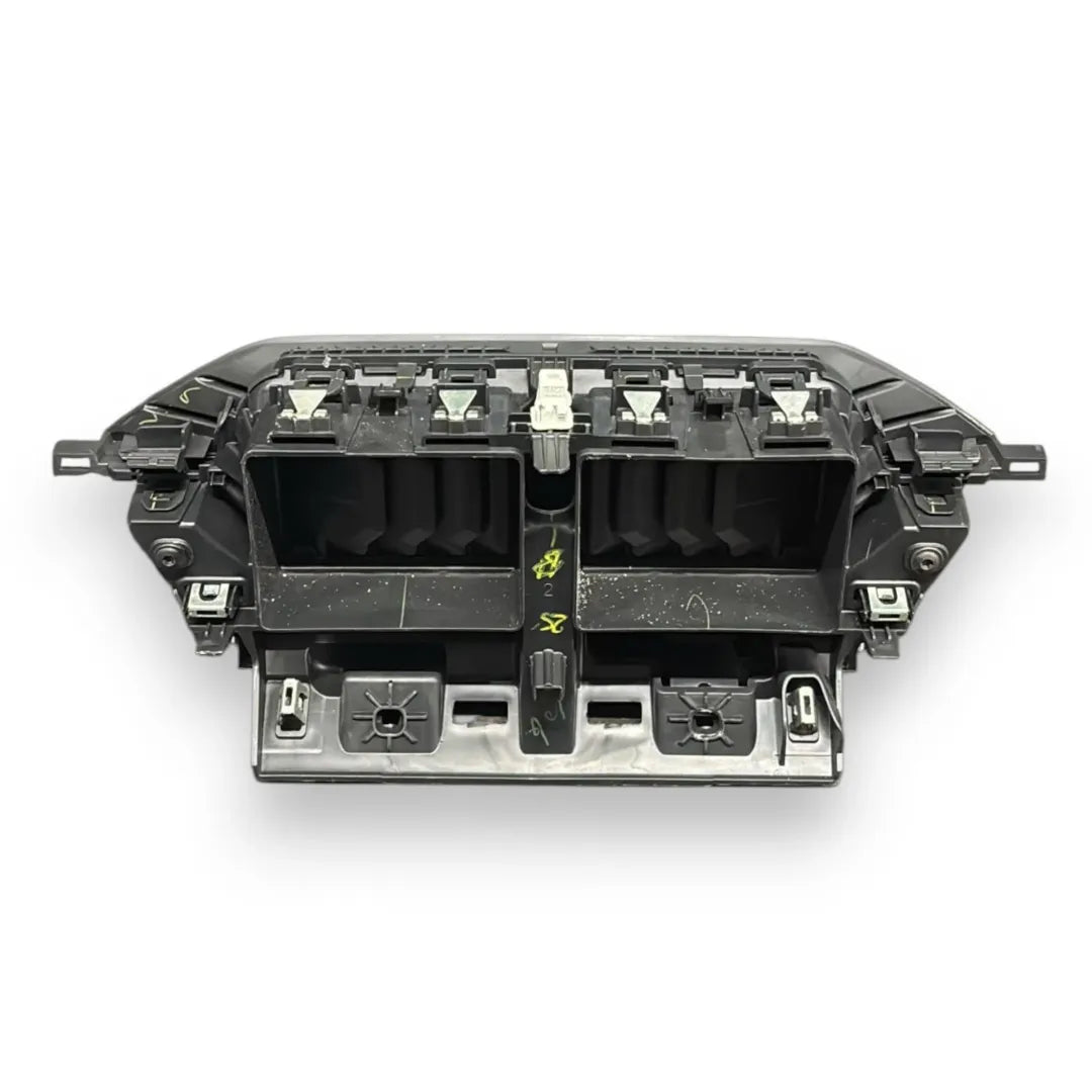 Dettaglio Pulsantiera centrale con bocchette Peugeot 2008 2019–2023 OEM 9823457080 - foto 2