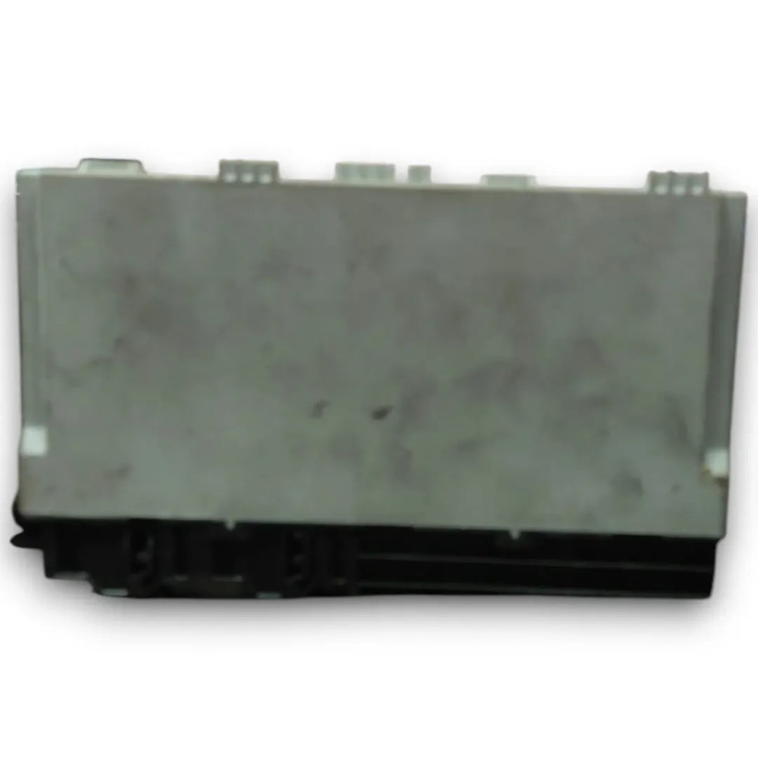 Dettaglio Centralina riscaldamento sedili BMW Serie 5 F11 dal 2013 cod. 9313996 - foto 2
