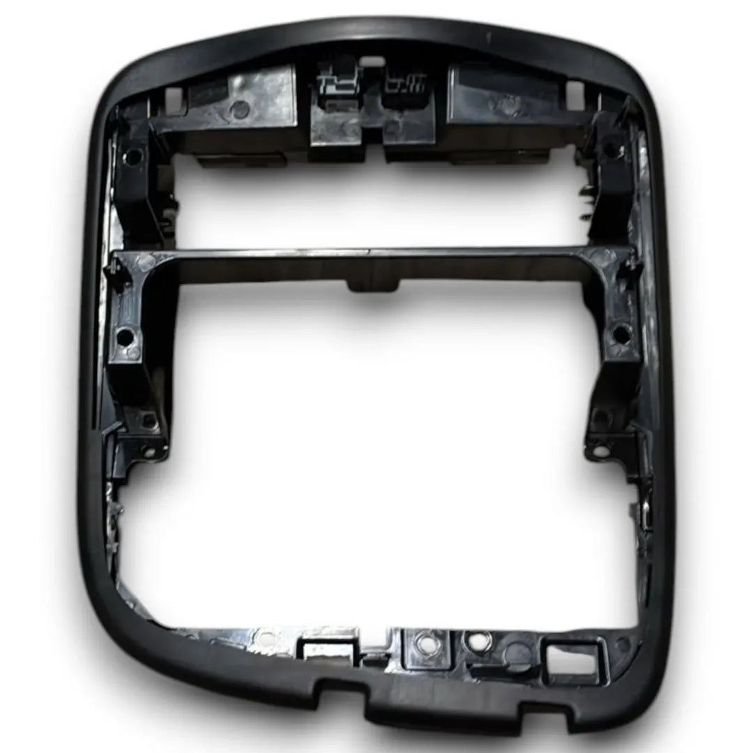 Dettaglio Rivestimento consolle centrale Renault Clio 4ª Serie cod. 681044296R - foto 2