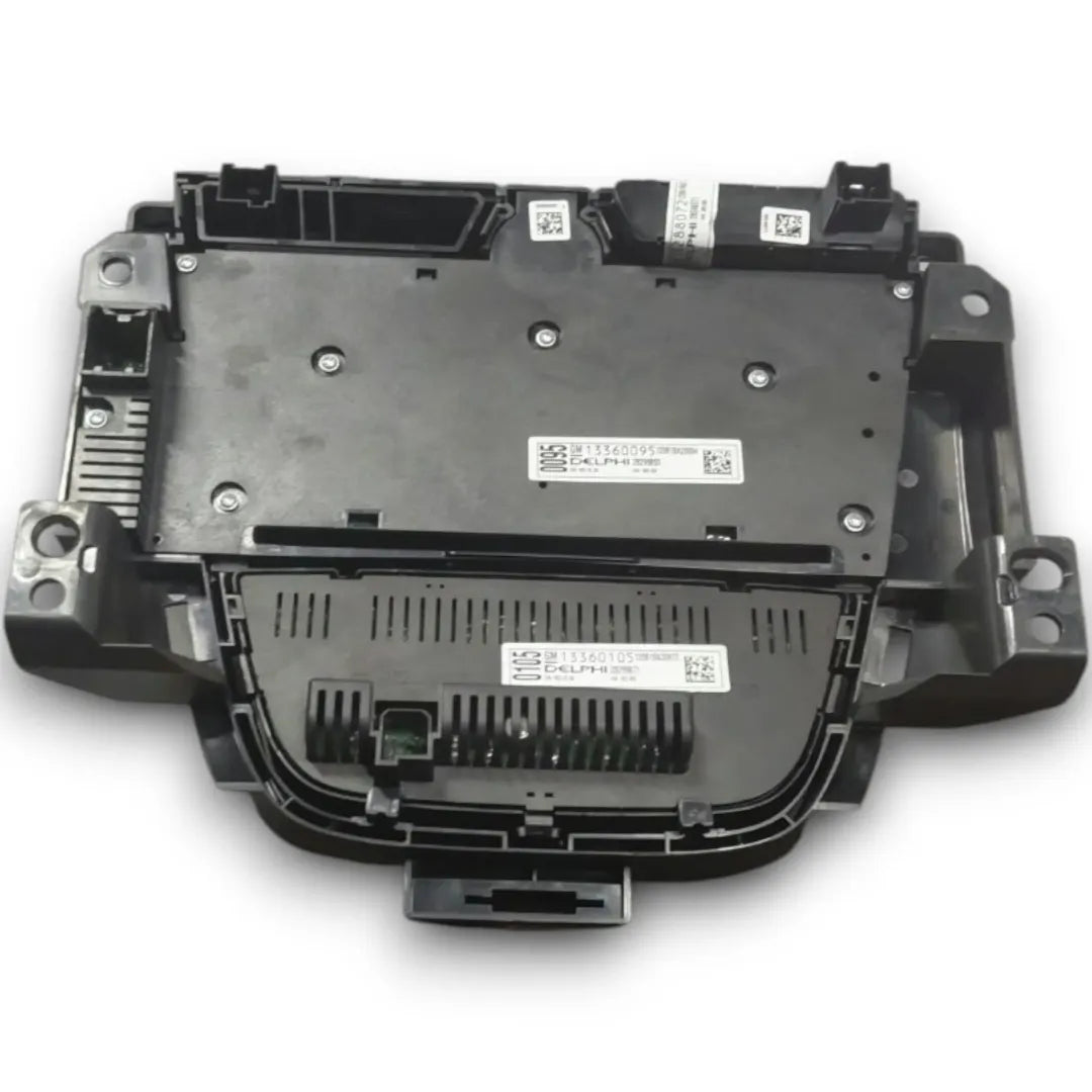 Dettaglio Blocco comandi autoradio Opel Astra J 2009–2018 OEM 13268687 - foto 2