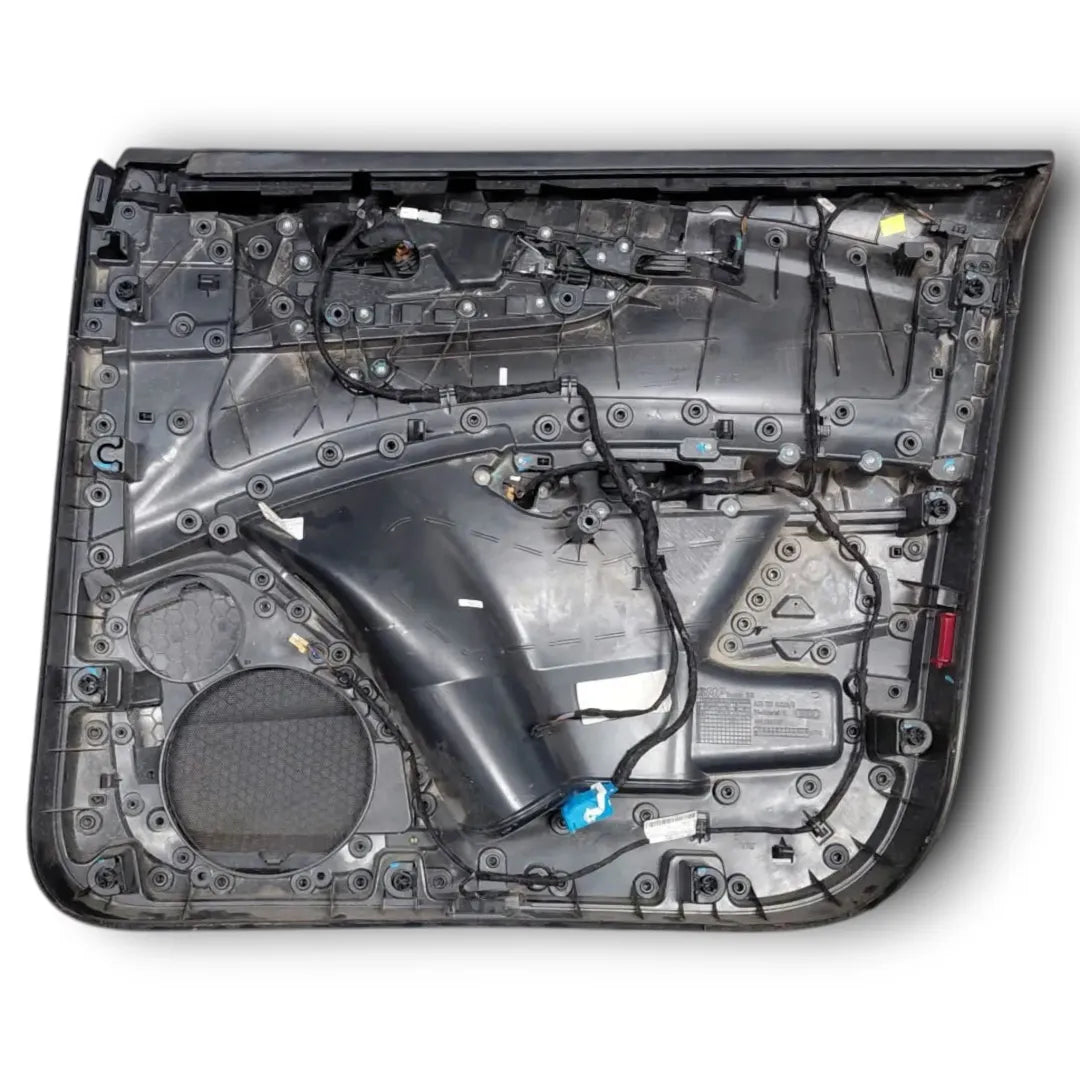 Dettaglio Pannello interno porta anteriore sinistro Audi Q8 4M dal 2018 OEM 4M8867103EWFA - foto 2