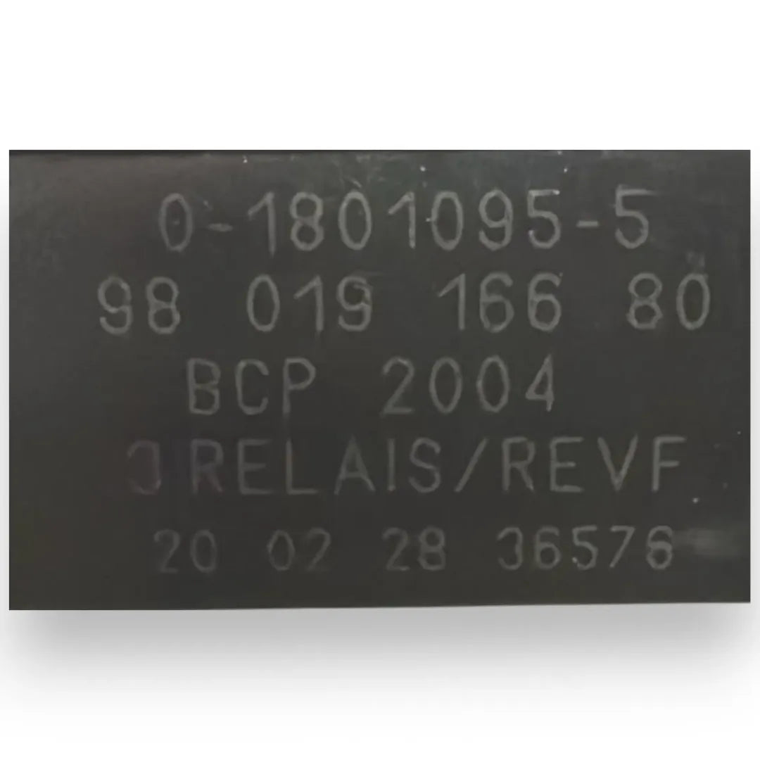Dettaglio Relè preriscaldamento candelette OEM 9802424080 - foto 3