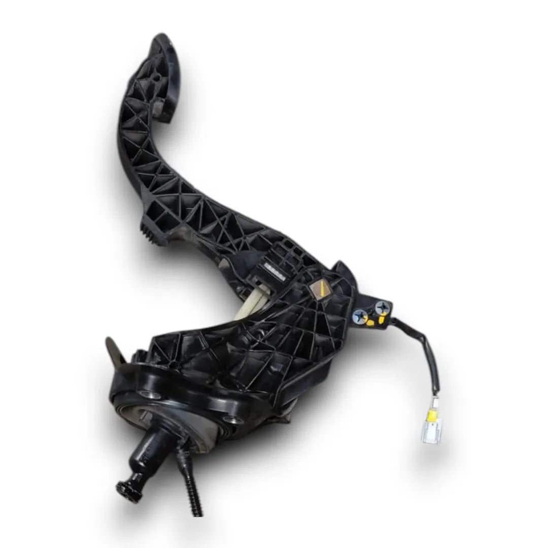 Dettaglio Pedale della frizione Peugeot Expert Furgone 4ª Serie dal 2016 OEM 9820339980 - foto 3