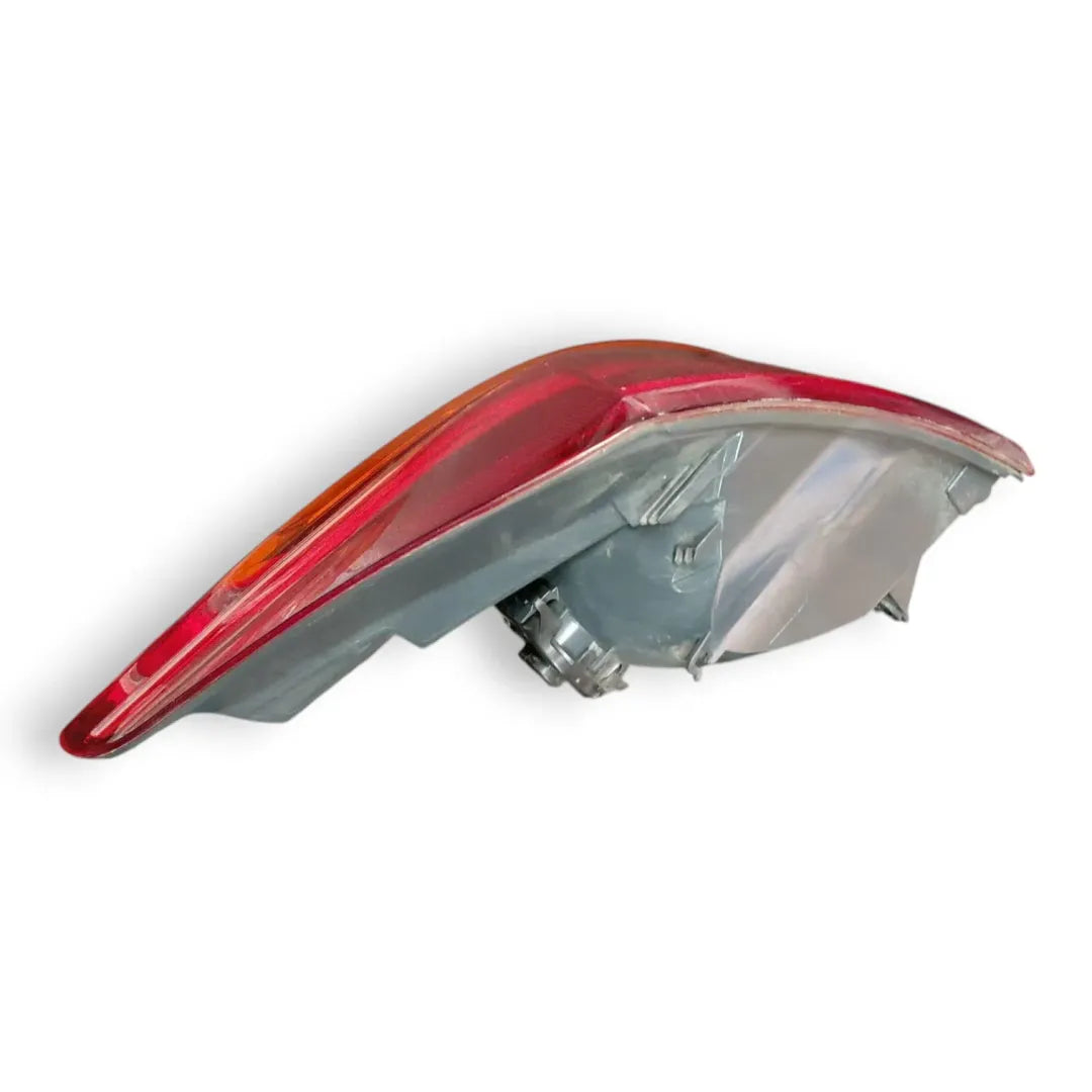 Dettaglio Fanale posteriore sinistro BMW X1 F48 cod. F03577000G - foto 3