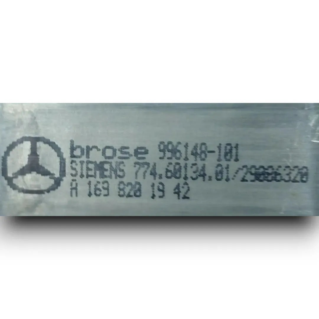 Dettaglio Motorino alzacristallo sinistro posteriore Mercedes-Benz Classe B 2005–2013 A1698204542 - foto 3