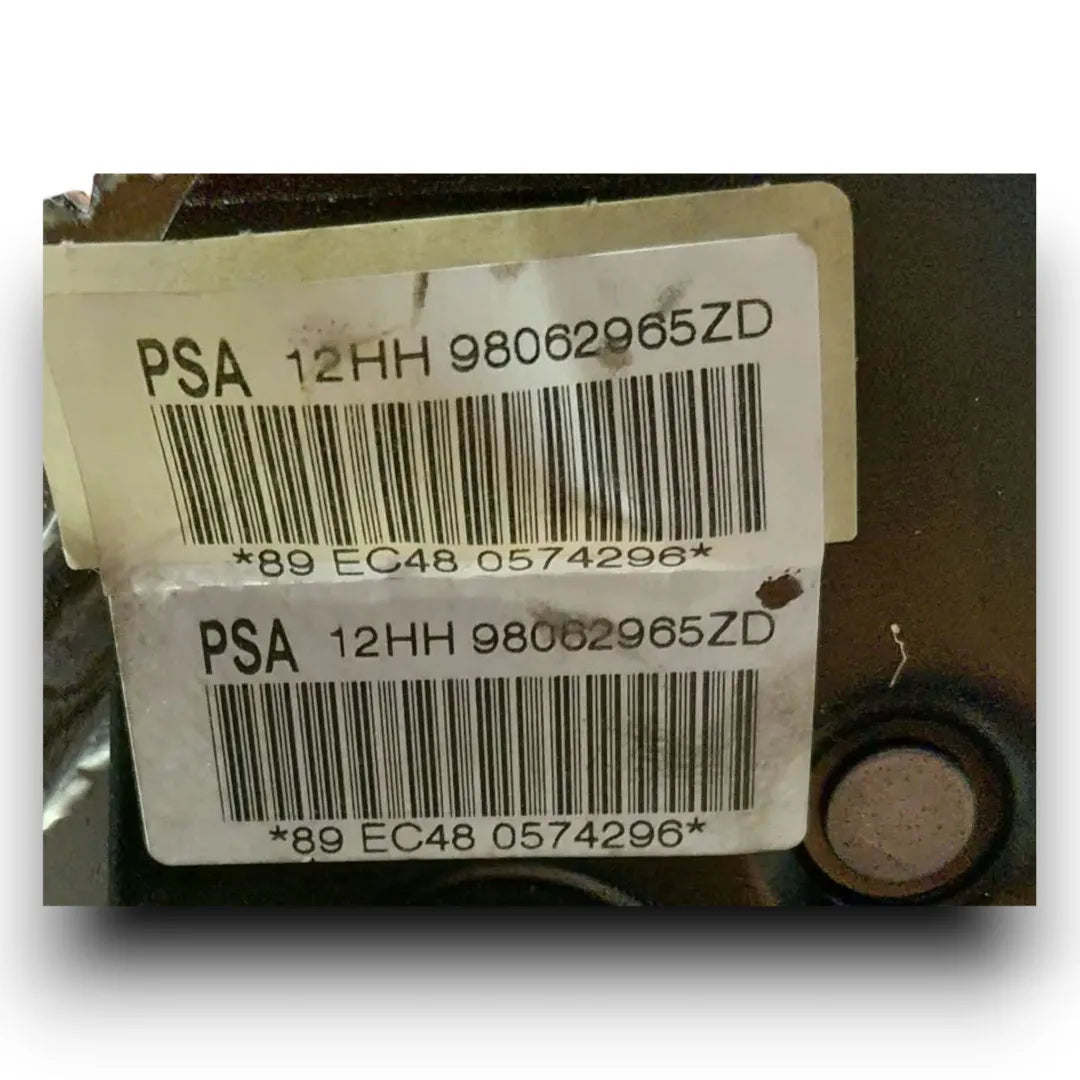 Dettaglio Leva freno a mano Peugeot 208 OEM 98076688ZD - foto 3