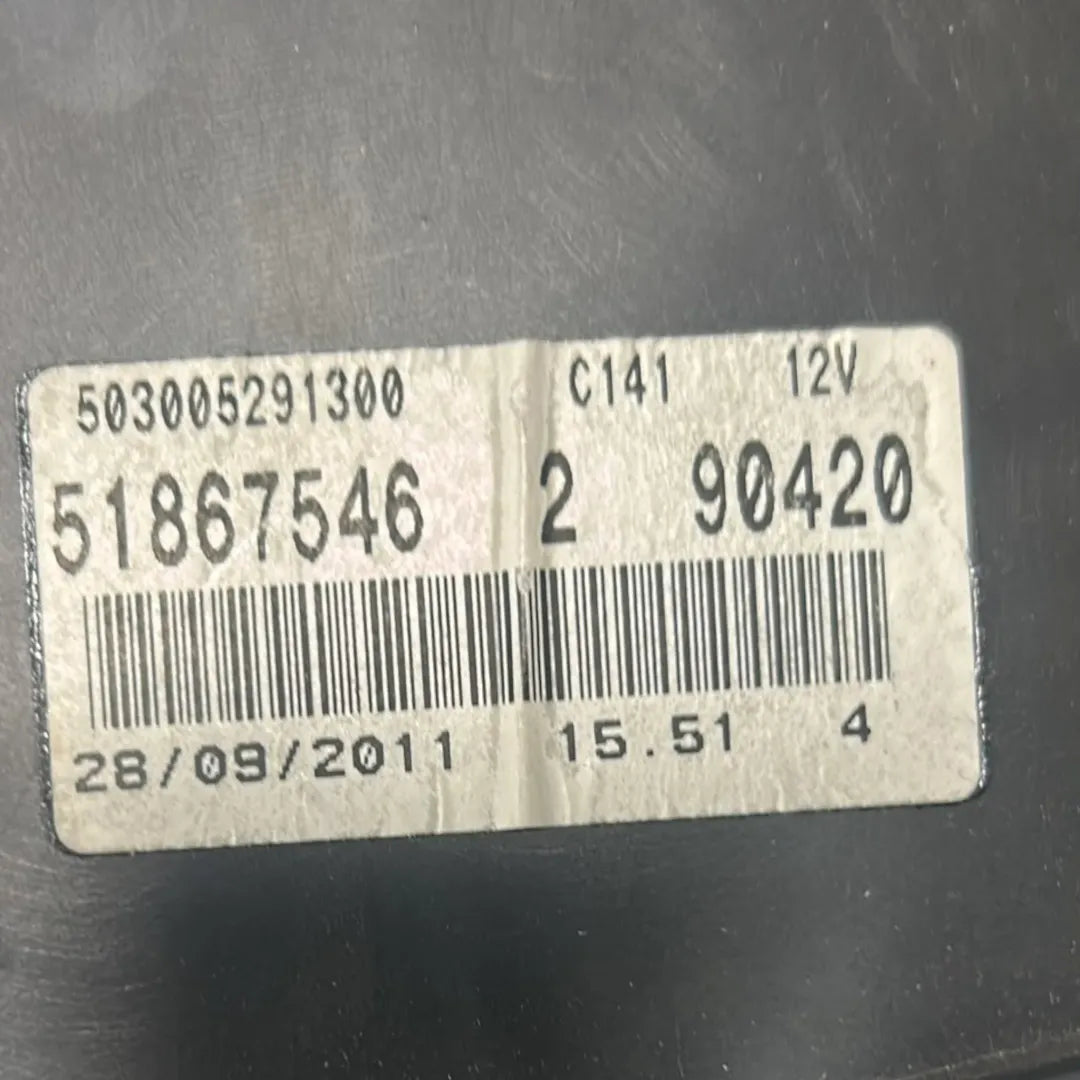 Dettaglio Tachimetro / contachilometri Fiat Grande Punto 2Y cod. 51867546 - foto 3