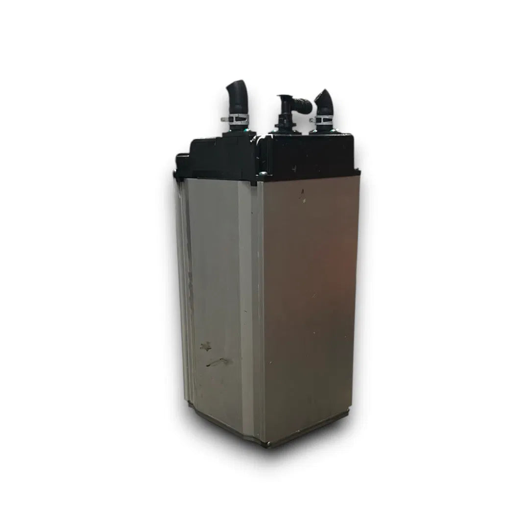 Dettaglio Batteria mild hybrid 48 V Audi Q5 Sportback GUN dal 2024 OEM 8B3915105K - foto 3