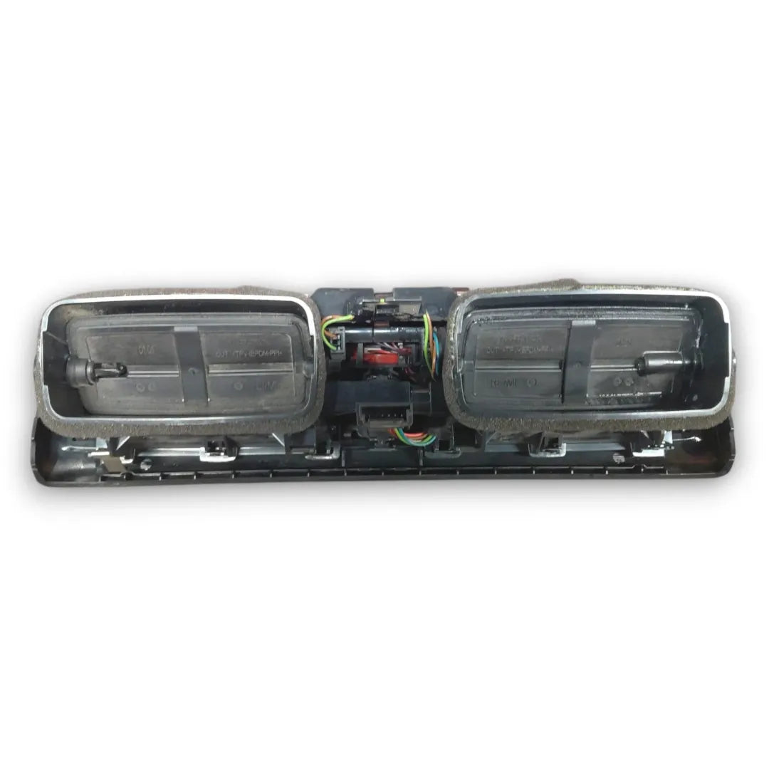 Dettaglio Bocchetta aria centrale cruscotto BMW Serie 1 5P F20 OEM 64229207116 - foto 3