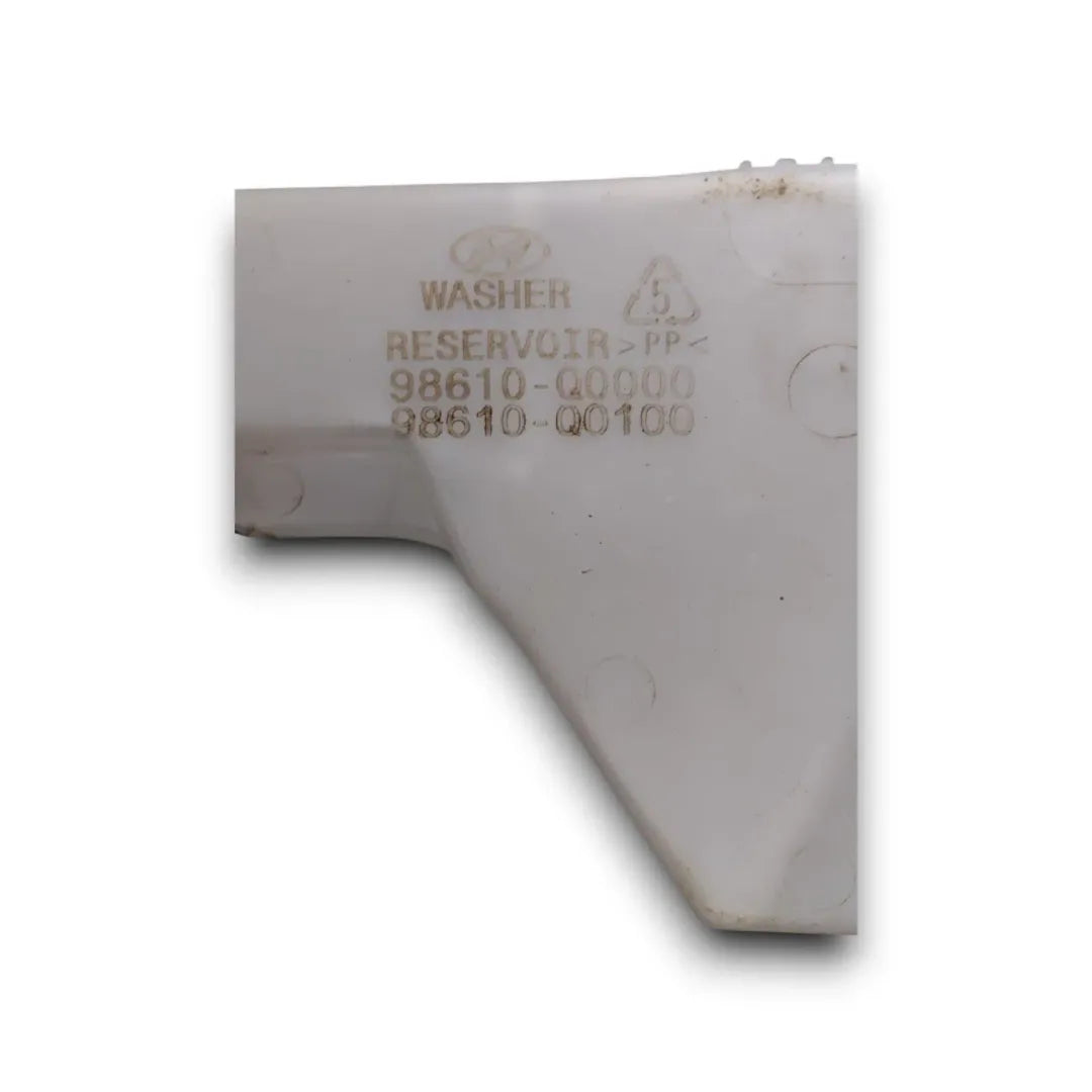 Dettaglio Vaschetta tergicristalli Hyundai i20 OEM 98611Q0000 - foto 3