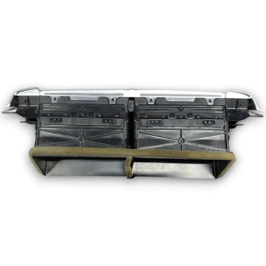 Dettaglio Bocchetta aria centrale cruscotto Land Rover Discovery 4ª Serie cod. 08289-007 - foto 4