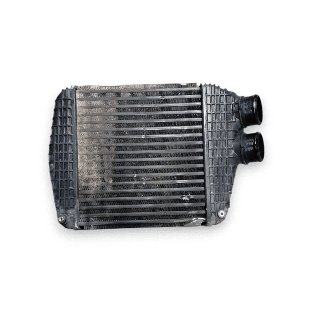 Dettaglio Intercooler Maserati Levante dal 2016 - foto 2