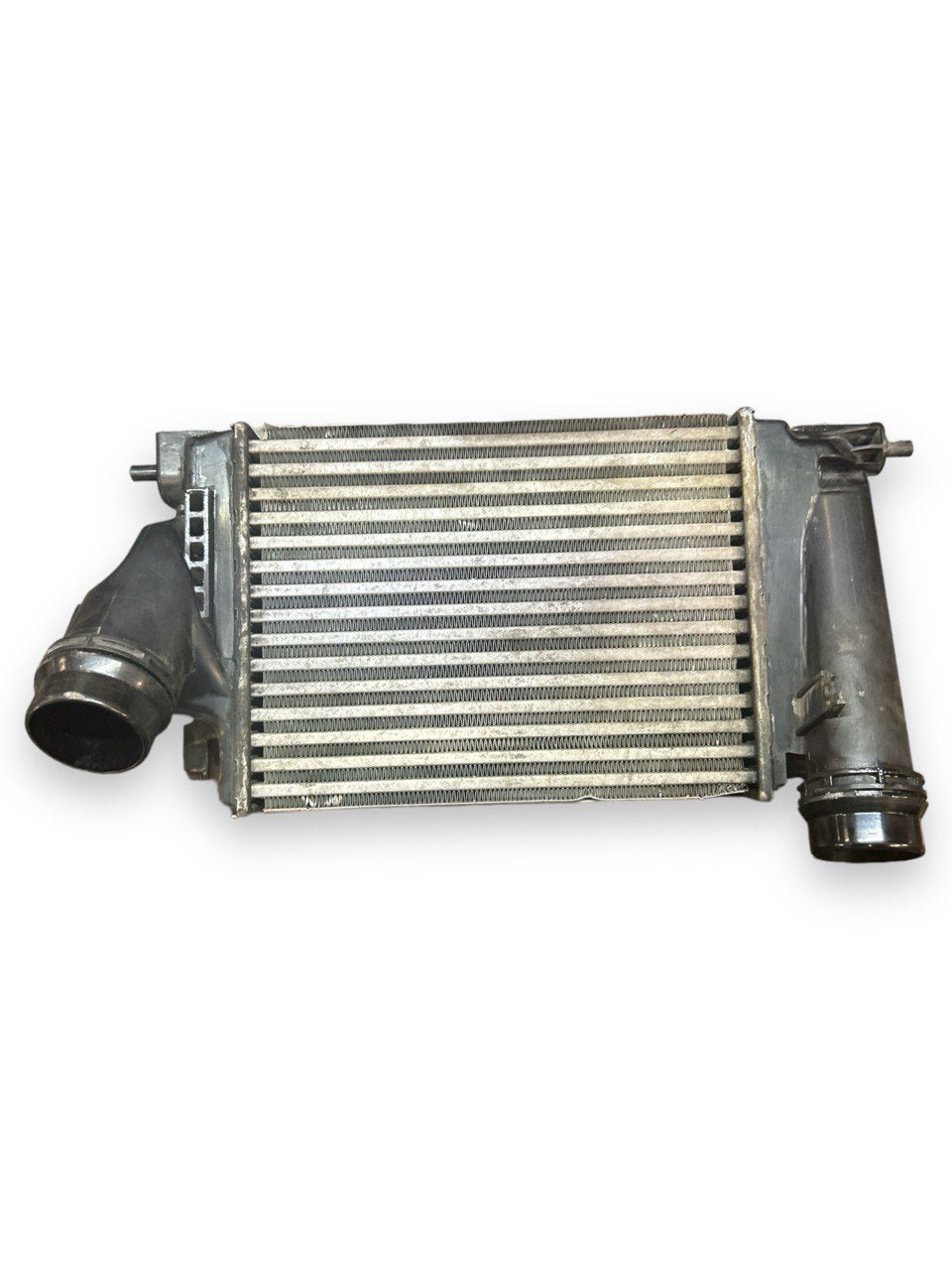 Intercooler (VALEO) Nissan X - Trail 1.6 Diesel (2014 > 2020) cod . 14461-4BE0A - F&P CRASH SRLS - Ricambi Usati