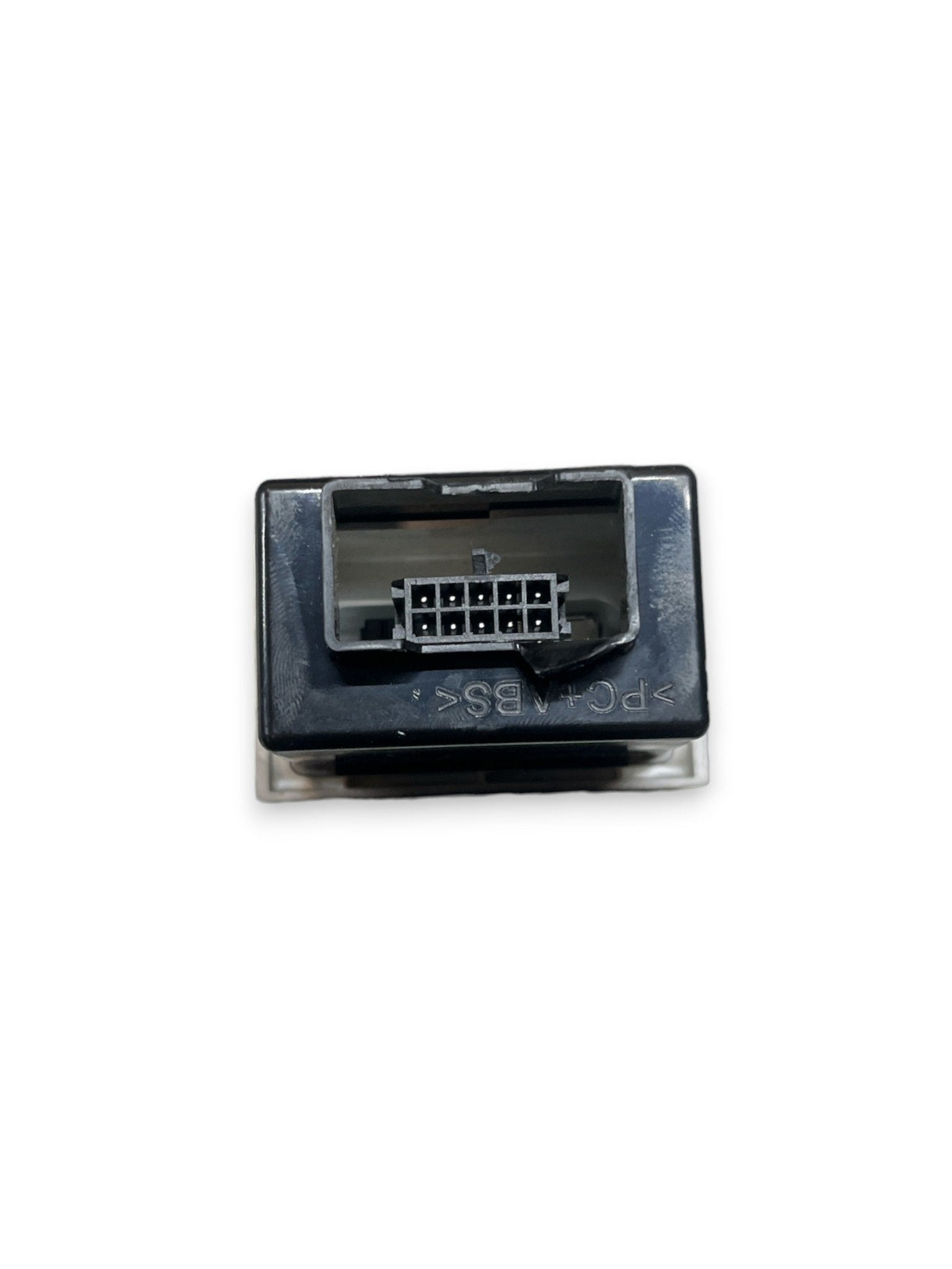 AUX USB Input Interface Kia Sportage (2017) code: 96120-C5000 - F&P CRASH SRLS - Used Parts