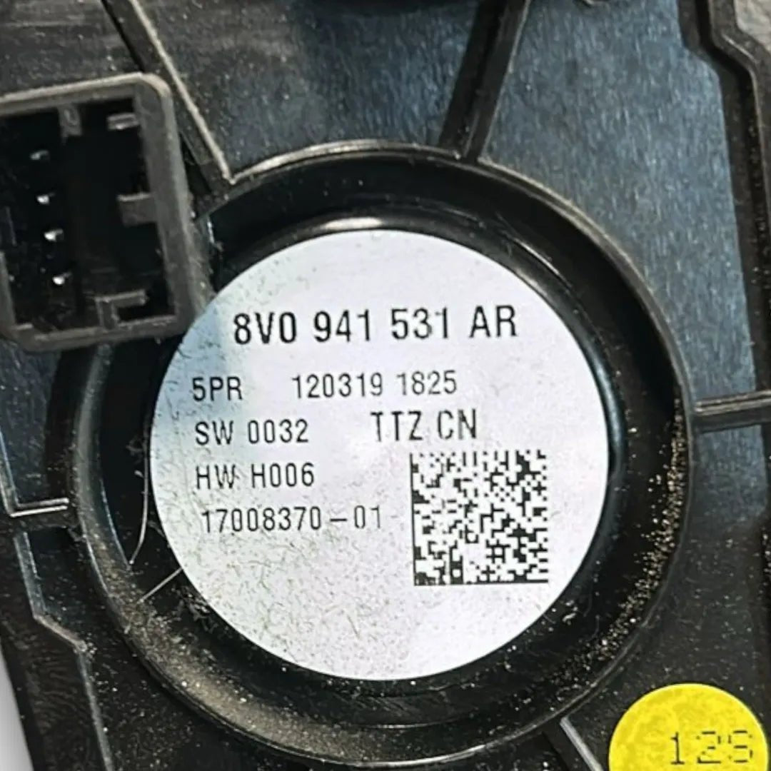 Dettaglio Interruttore comando luci Audi RS3 8V 2017–2020 OEM 8V0941531AR5PR - foto 3