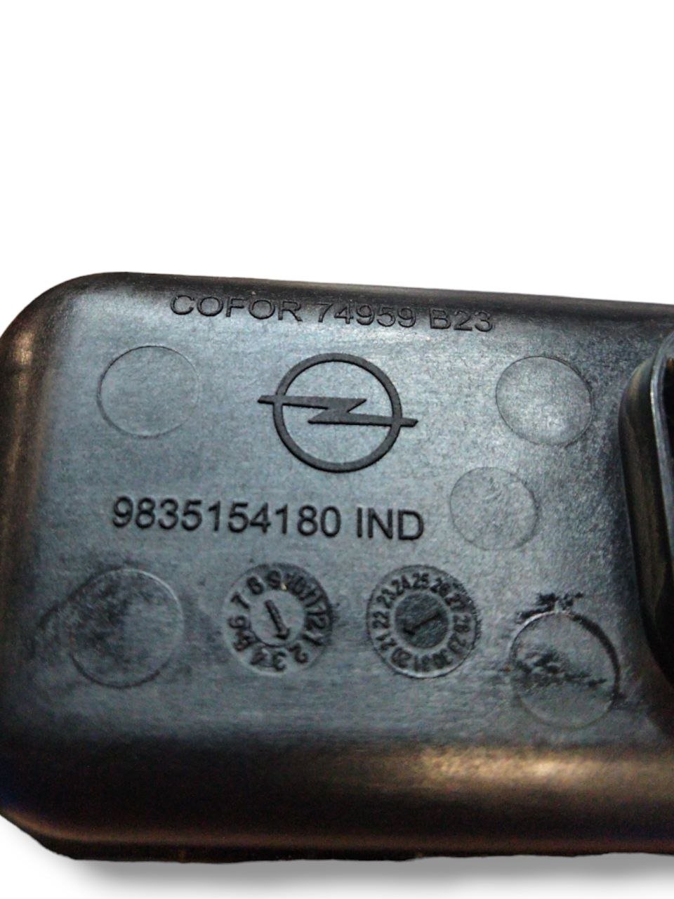 Interruttore / Pulsante Alzavetro posteriore destro (dx) Opel Mokka B ( 2020>) cod.983514180 - F&P CRASH SRLS - Ricambi Usati