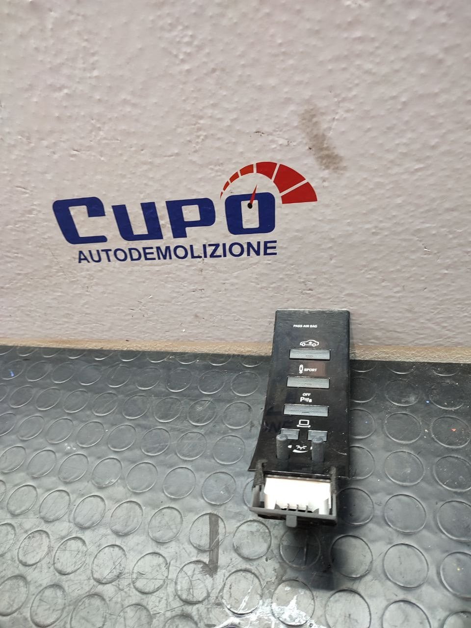 Dashboard switches Parktronic and Tps Mercedes S class (w221) code A2218215451 - F&P CRASH SRLS - Used Parts