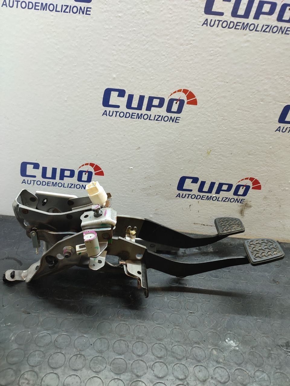 Pedal board Potentiometer Brake TOYOTA AYGO 3 1.0 (2017) - F&P CRASH SRLS - Used Parts