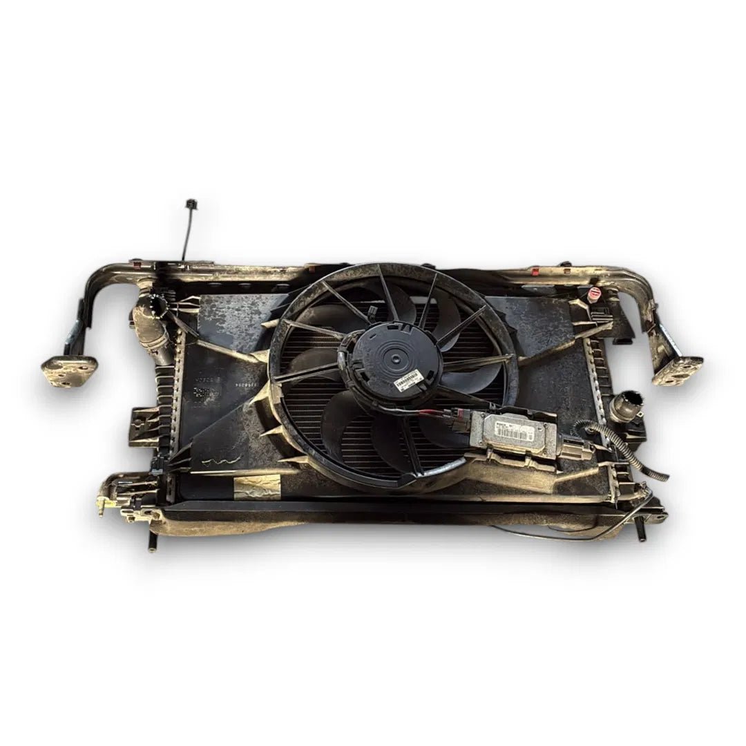 Kit radiatori Ford C-Max 2010–2015 - F&P CRASH SRL - Ricambi Usati