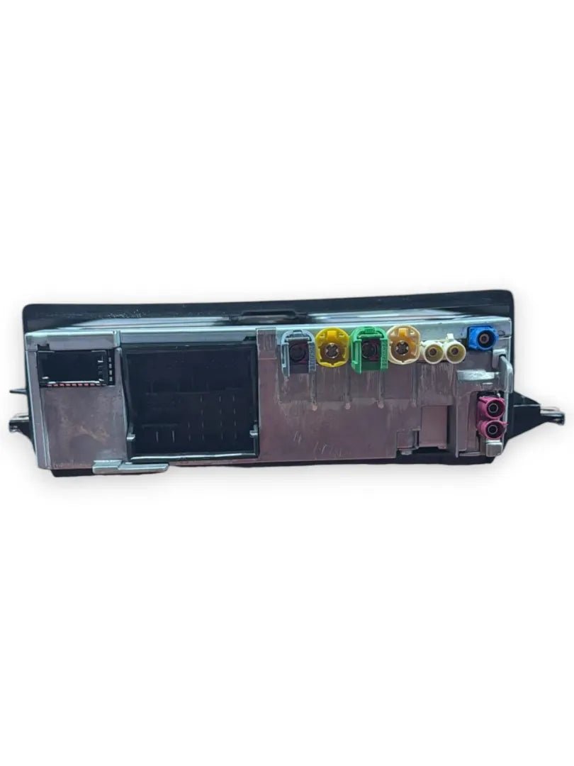 Dettaglio Lettore DVD per autoradio Audi A4 8W 2015–2019 cod. 8W5035036 - foto 2