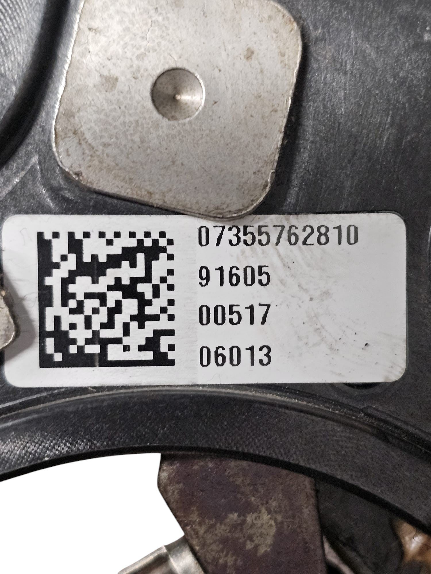 Handbrake / Parking Brake Fiat 500L Code:07355762810 (2012 - 2022) - F&P CRASH SRLS - Used Parts
