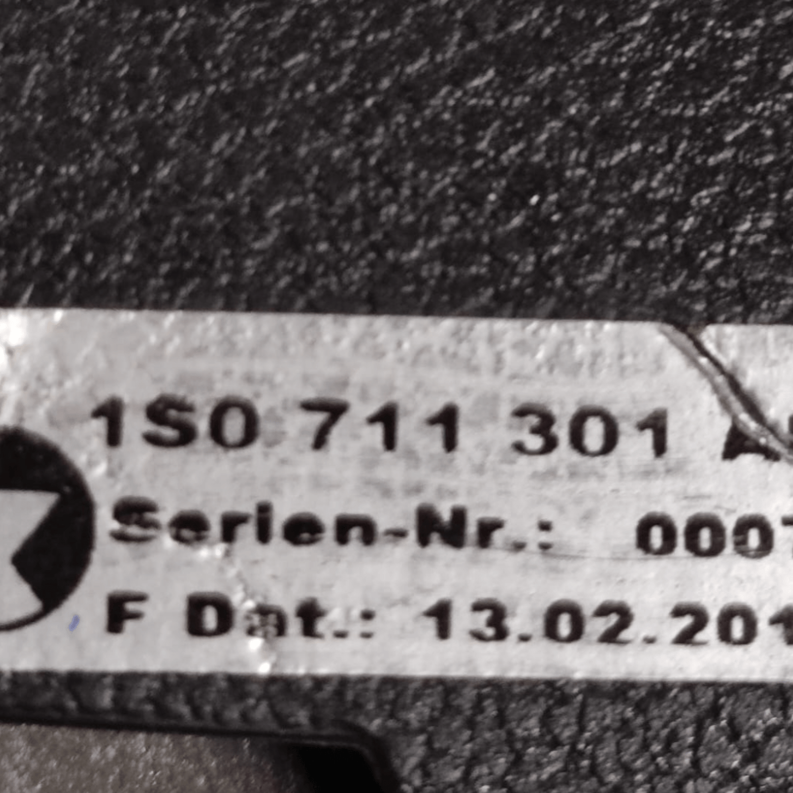 Leva Freno A Mano Volkswagen Up COD: 1S0711301 (2011 - 2016) - F&P CRASH SRLS - Ricambi Usati