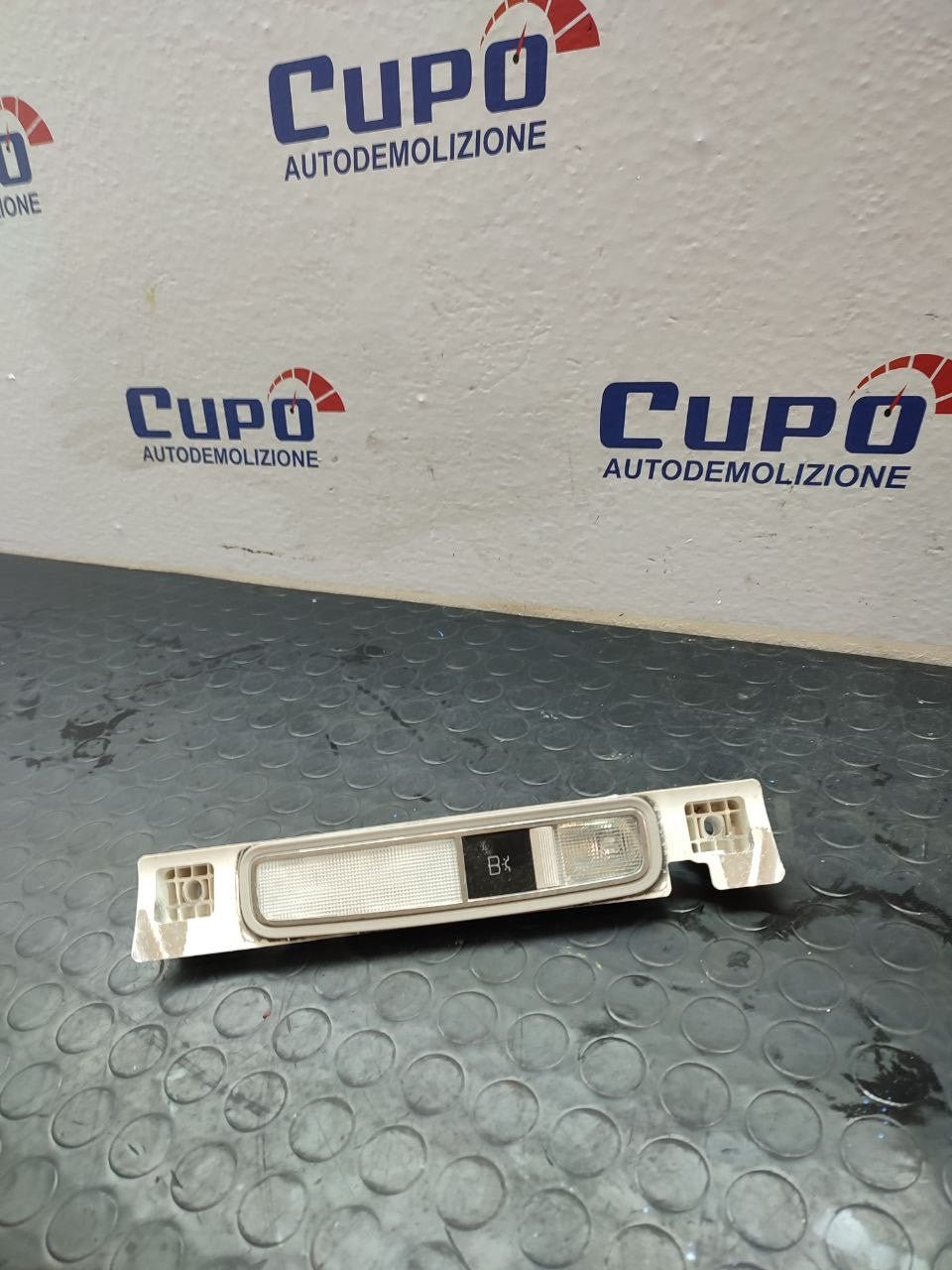 Left rear reading light Mercedes S class (w221) code a2218201501 - F&P CRASH SRLS - Used Parts