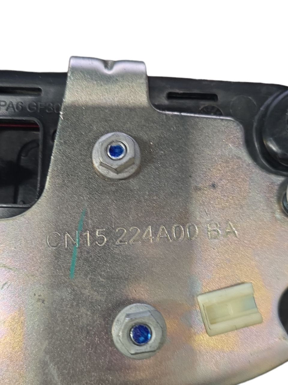 MANIGLIA COFANO POSTERIORE FORD ECOSPORT (2012>) Cod : - F&P CRASH SRLS - Ricambi Usati