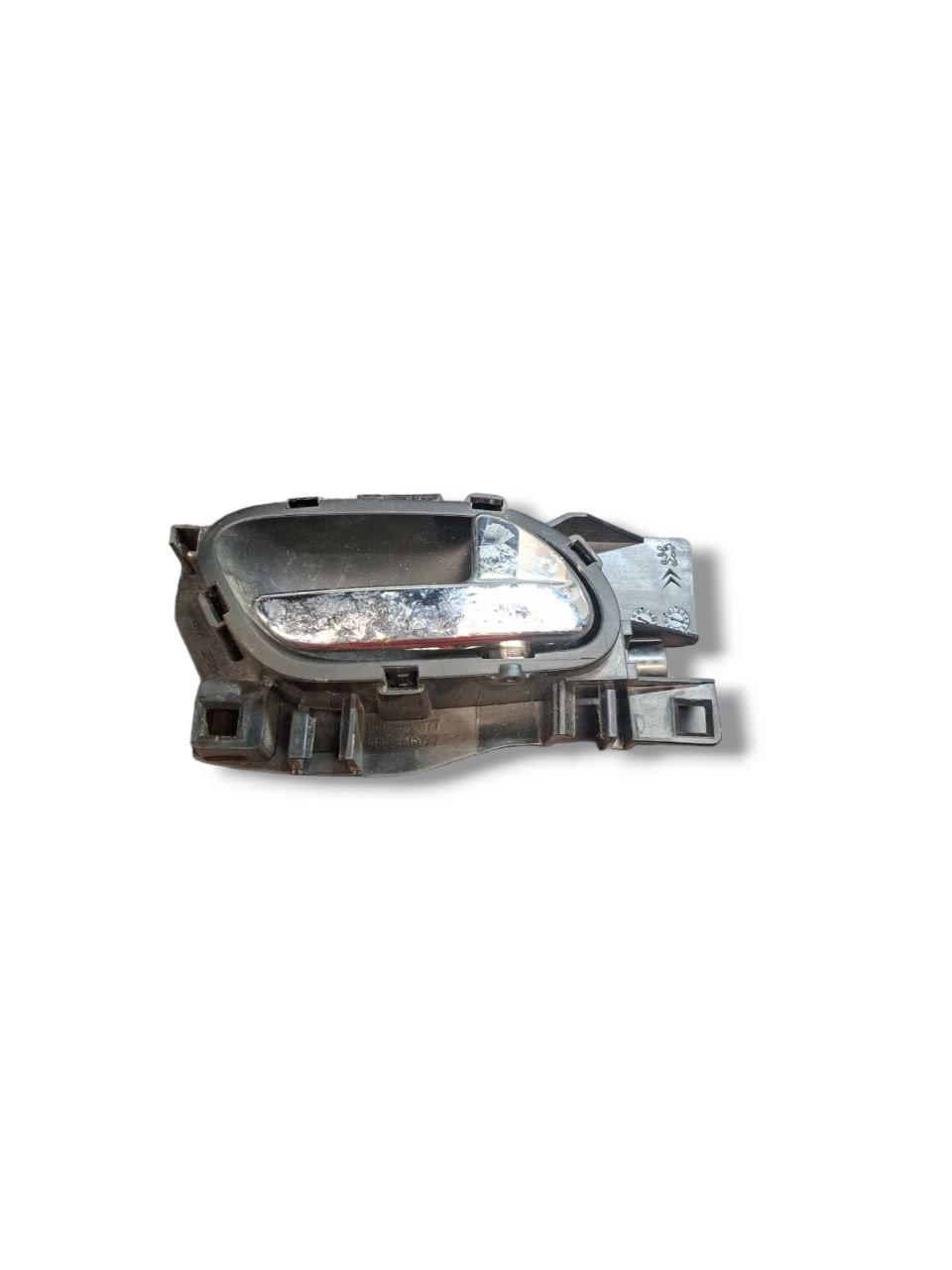 Front/Rear Right Interior Handle Peugeot 5008 (2013) COD:1904002 - F&P CRASH SRLS - Used Spare Parts