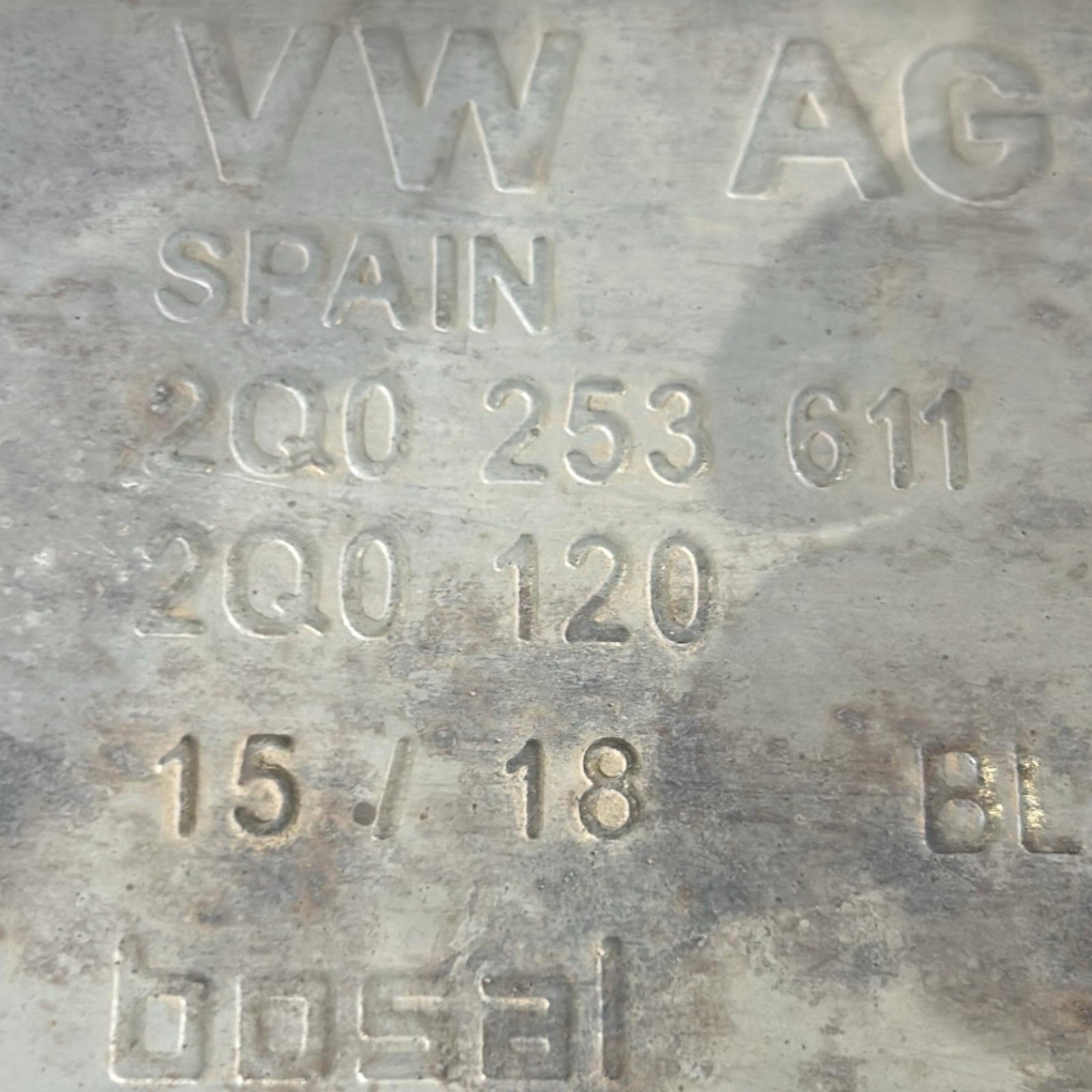 Marmitta / Terminale Di Scarico Volkswagen Polo (AW1) cod.2Q0253611 1.6 Diesel (2017 > ) cod.2Q0131701R Linea Di Scarico - F&P CRASH SRLS - Ricambi Usati