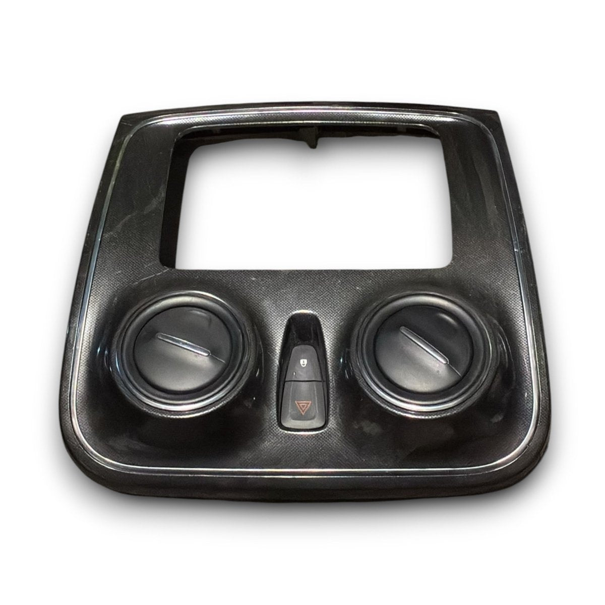 Mascherina autoradio dacia sandero II cod . 682603655r (2012 > 2020) + bocchette aria - F&P CRASH SRL - Ricambi Usati