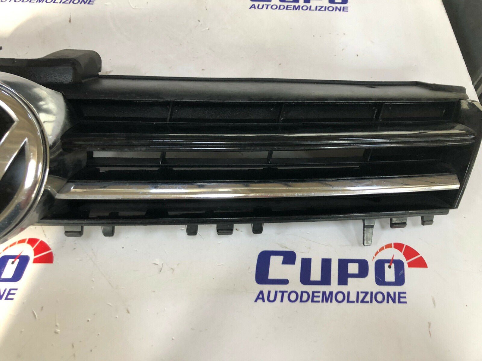 Golf Sportwagen 2015-2017 Mask With VW0712901 Badge - F&P CRASH SRLS - Used Parts