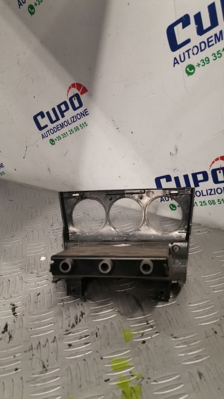 Mask cover dashboard central climate controls Peugeot 308 code: 9658867377 - F&P CRASH SRLS - Used Parts