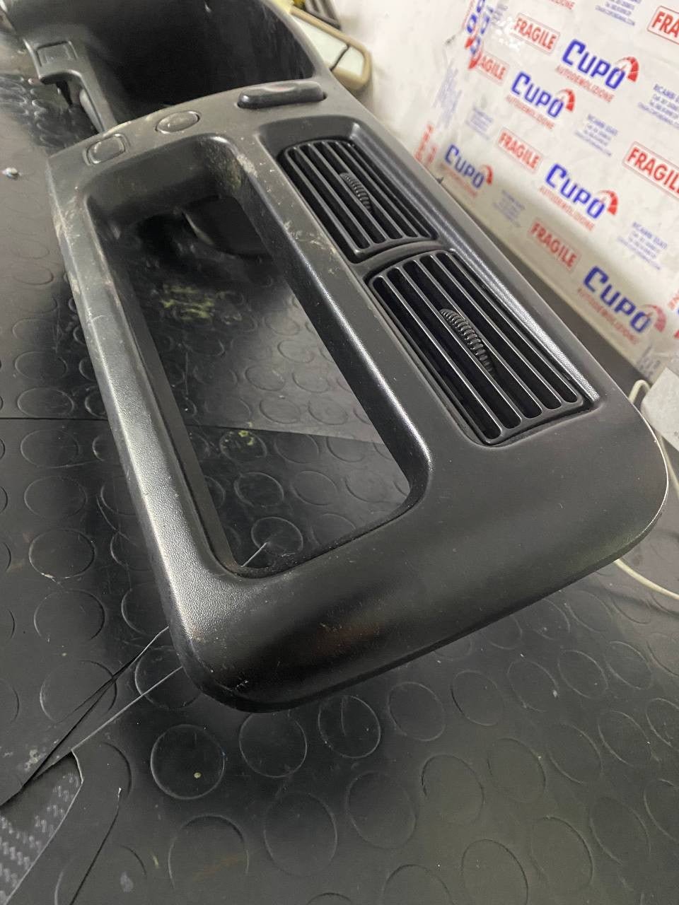 Mascherina Rivestimento Cruscotto Mitsubishi L200 ('96) - F&P CRASH SRLS - Ricambi Usati