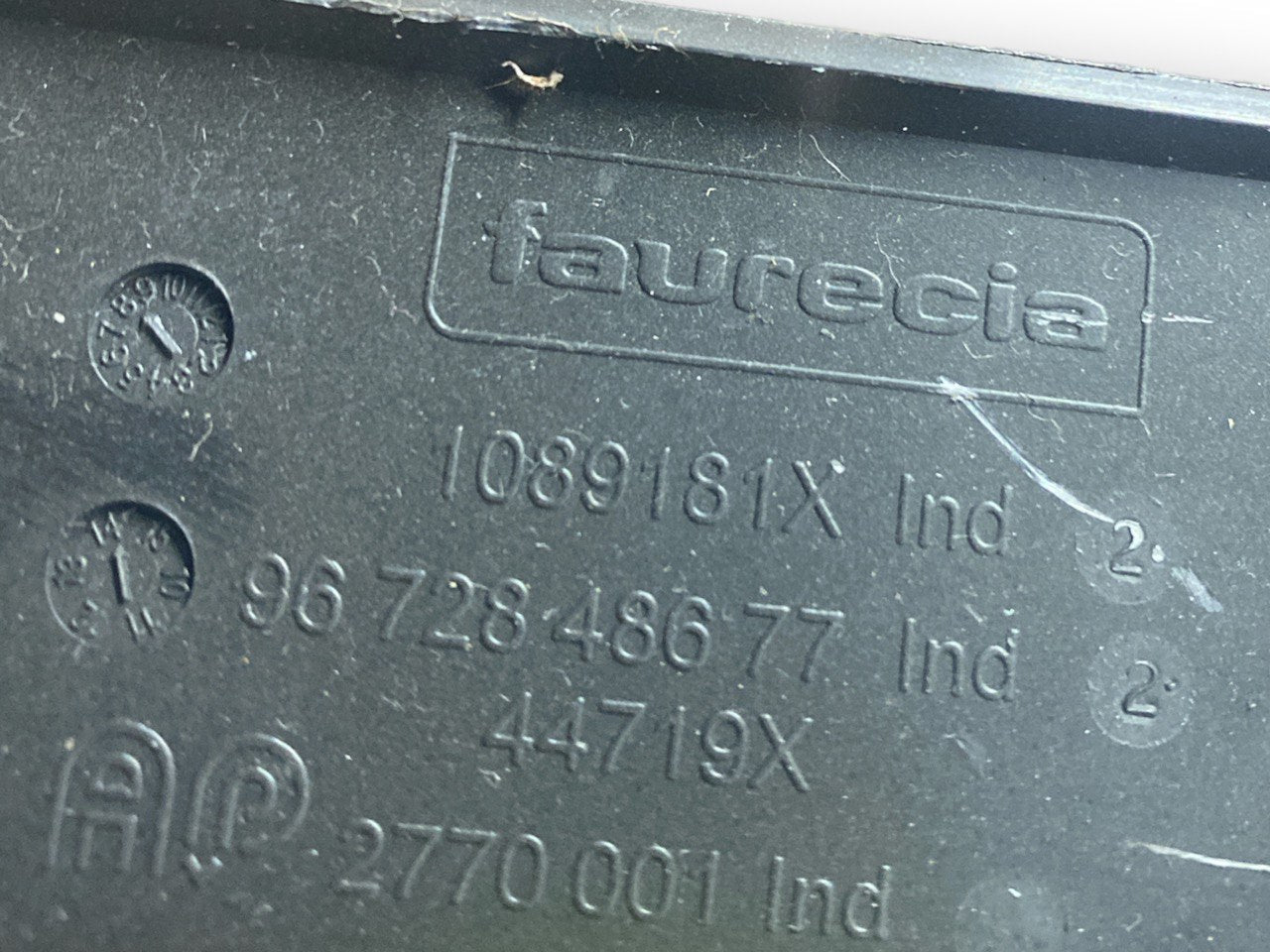 Modanatura centrale completa di bocchette clima Peugeot 208 1.6HDi ( 2016 ) cod. 9672848677 - F&P CRASH SRLS - Ricambi Usati