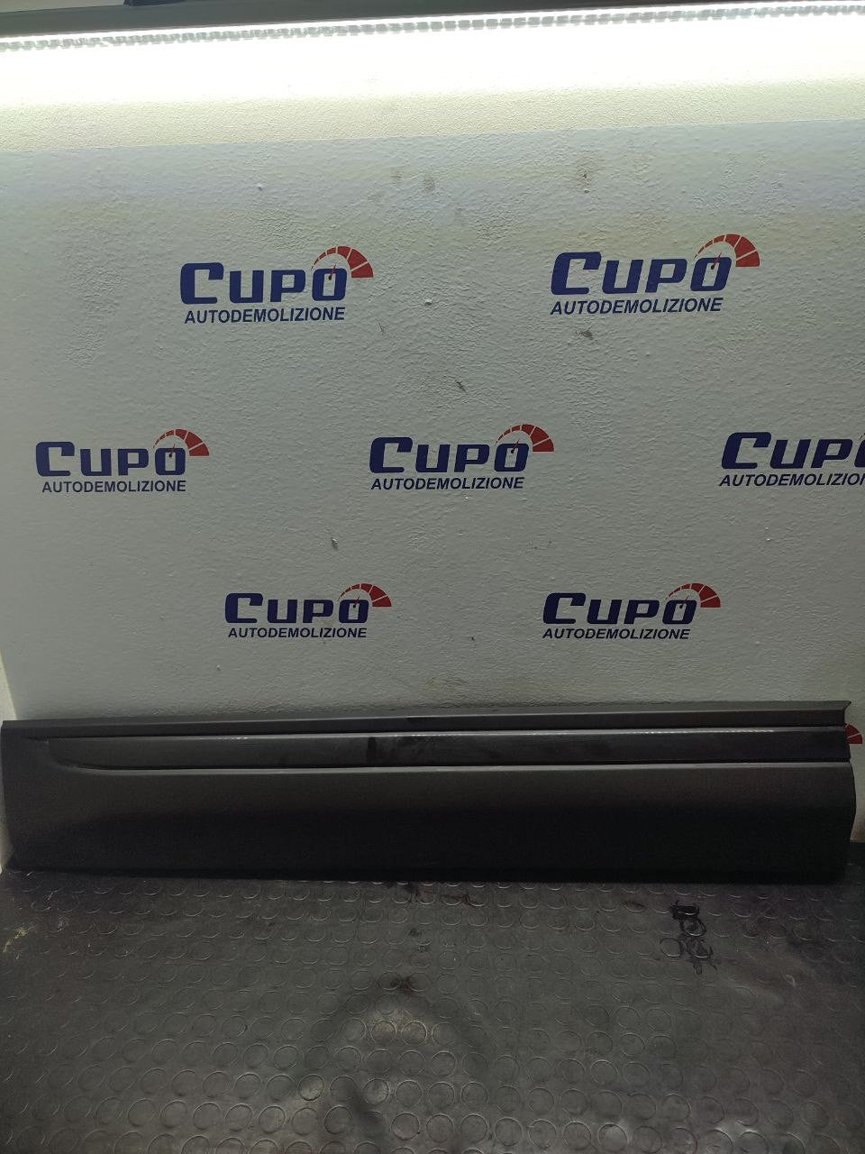 Modanatura Esterna Anteriore Destra LAND ROVER / RANGE ROVER EVOQUE (2012) Cod:BJ32-21065 BH - F&P CRASH SRLS - Ricambi Usati