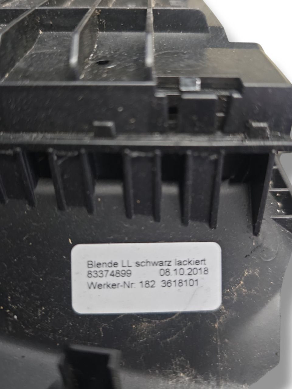 MODANATURA INTERNA TUNNEL CENTRALE BMW SERIE 1 F20 (2011 - 2019) Cod : 83374899 - F&P CRASH SRLS - Ricambi Usati