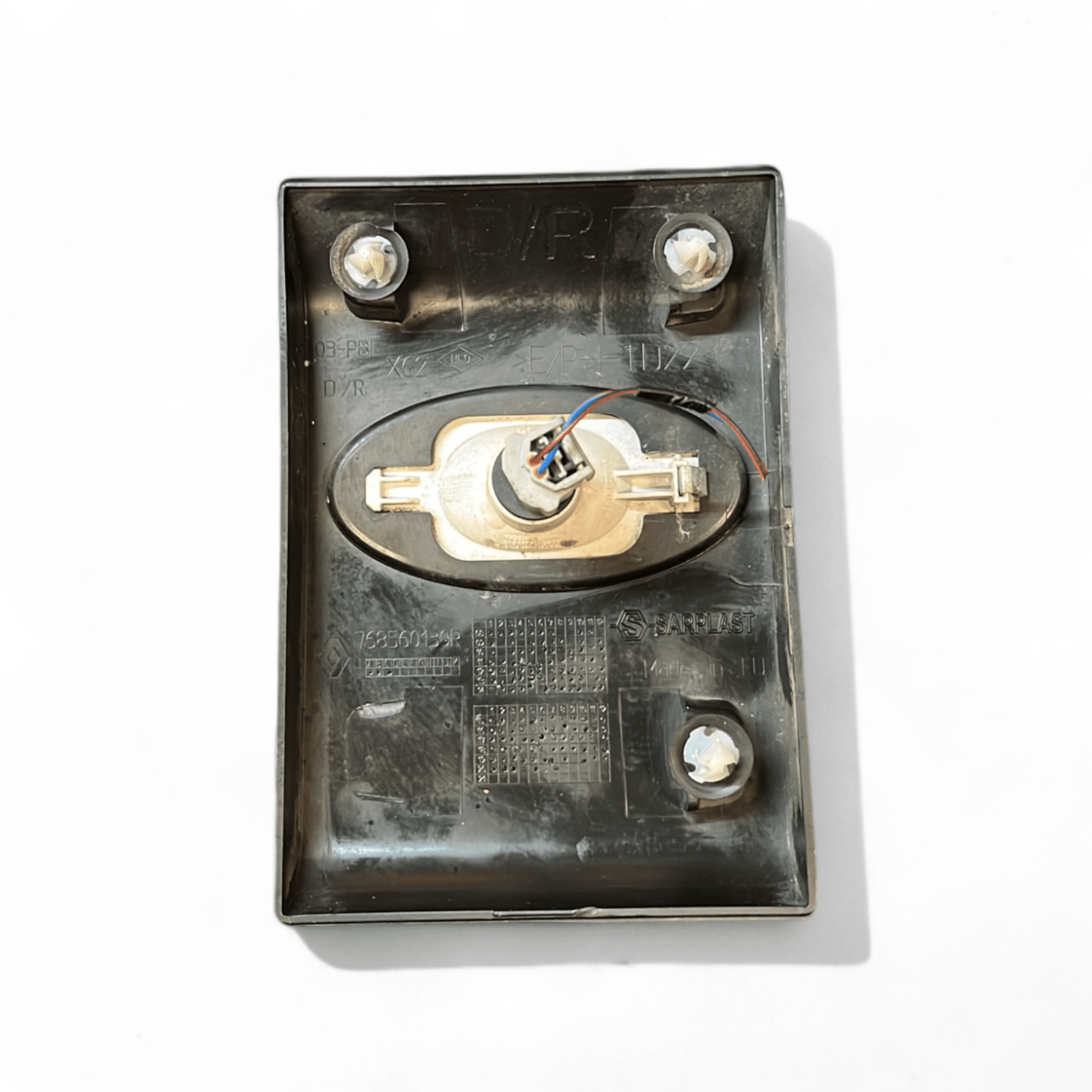 Modanatura laterale destra con freccia alogena Renault Master III restyling cod.768560130R (2019 - >) - F&P CRASH SRLS - Ricambi Usati