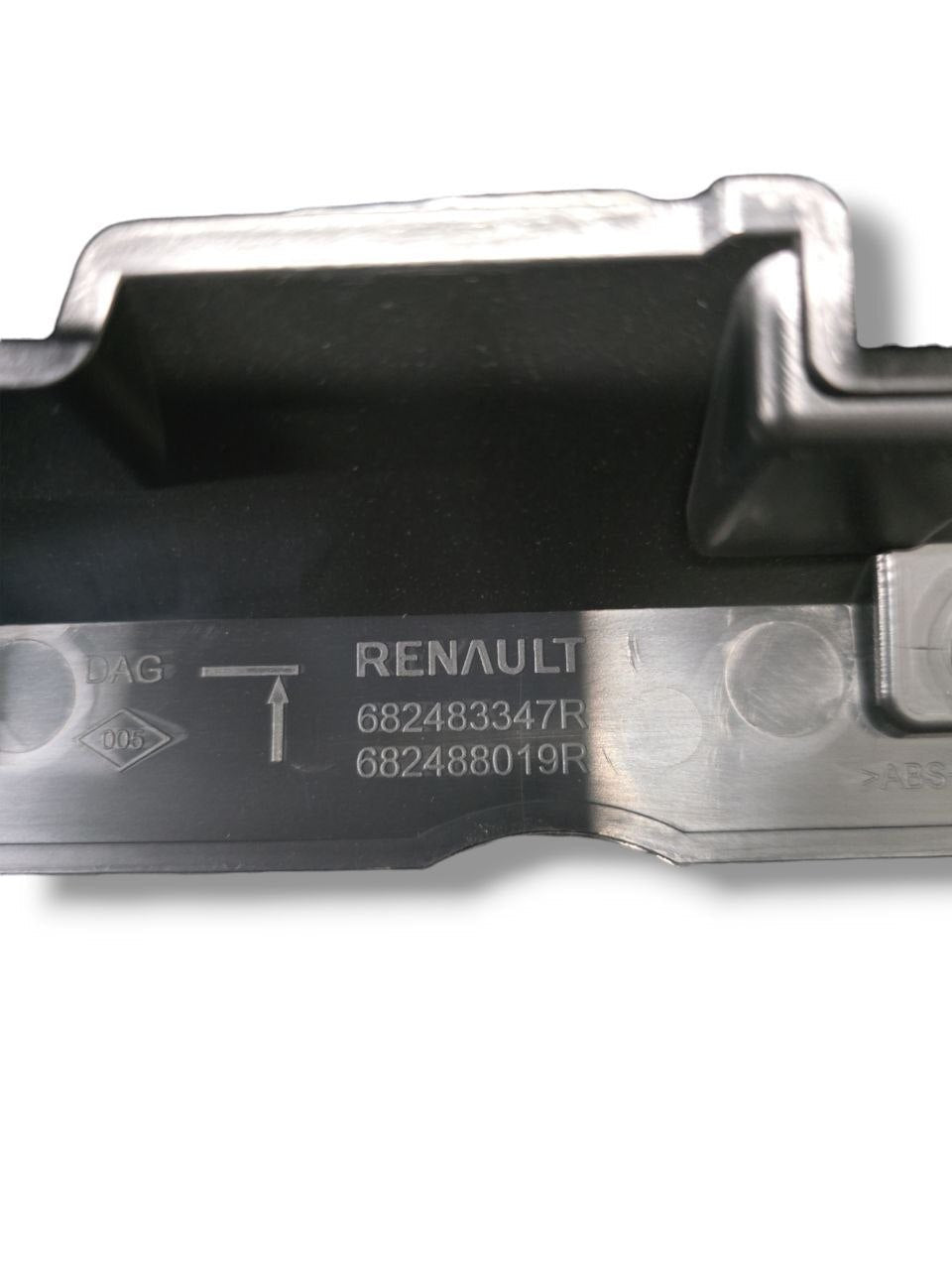 Trim / Dashboard Mask Renault Twingo (2014>) Code: 682483347R - F&P CRASH SRLS - Used Spare Parts