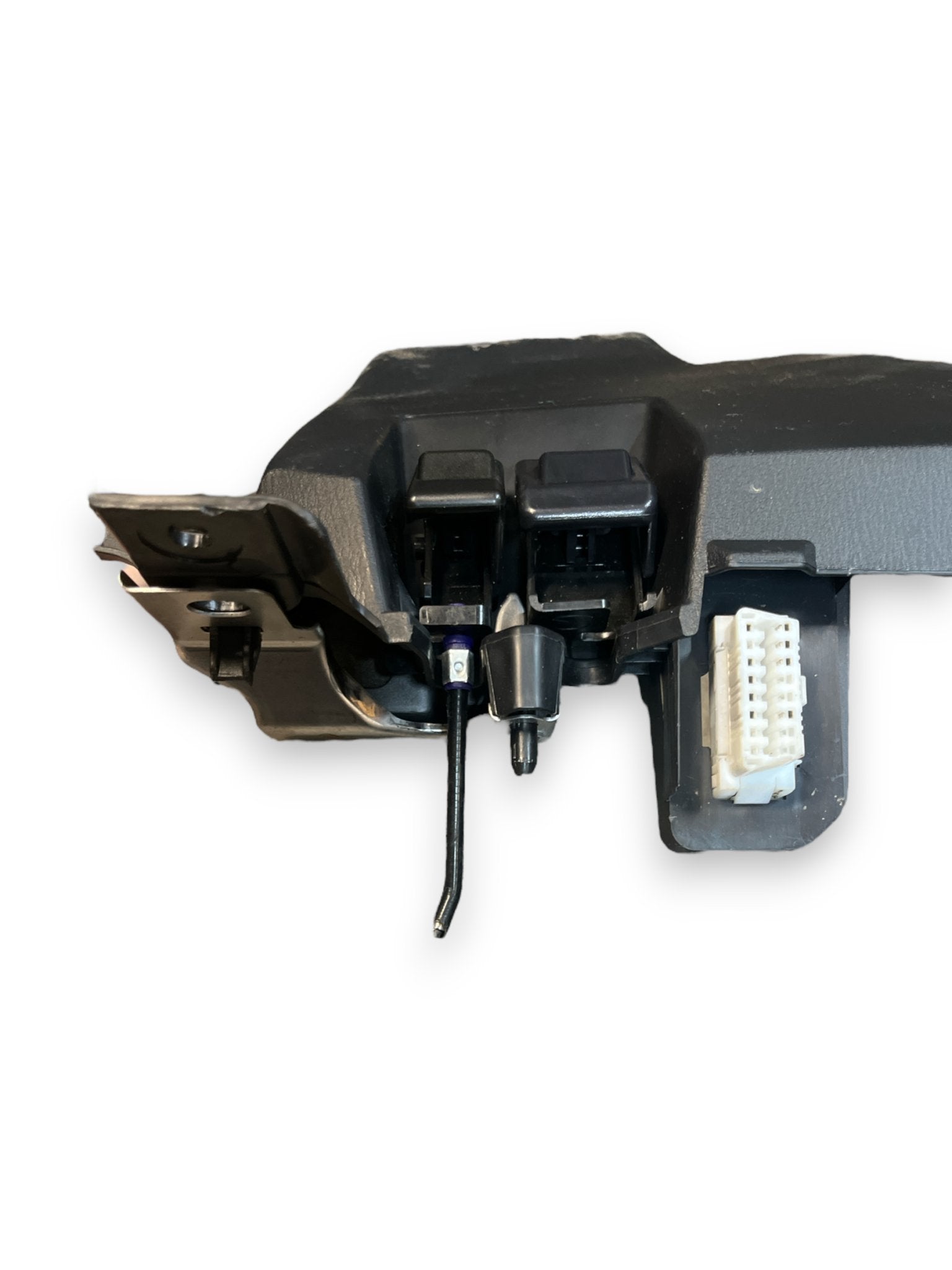 Molding Covering Guide Side Opening Hood Tank Mazda CX-5 (2018) cod: KB7W-64281 - F&P CRASH SRLS - Used Parts
