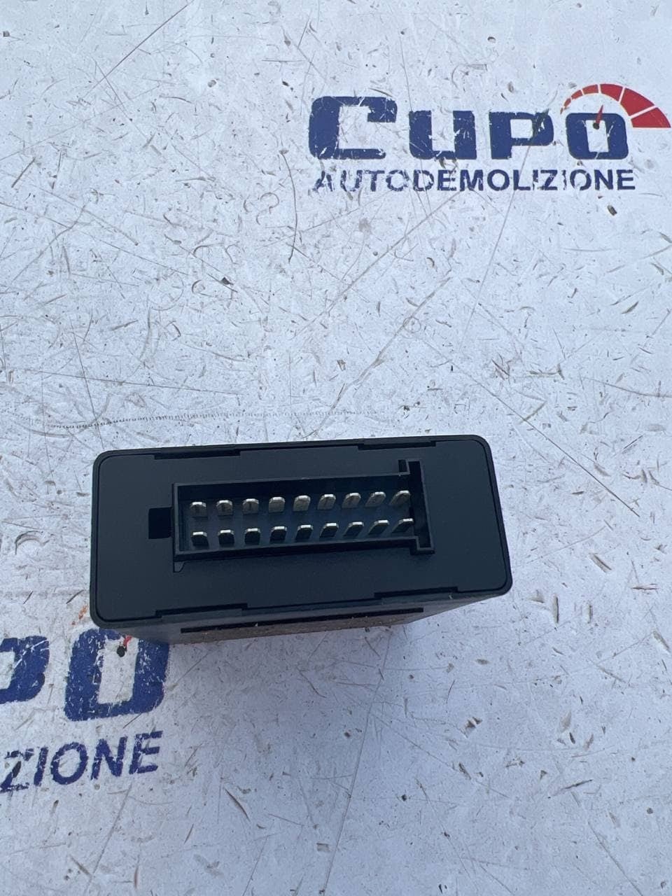 Modulo controllo Jaeger per Jaguar Xe 2017 - F&P CRASH SRLS - Ricambi Usati