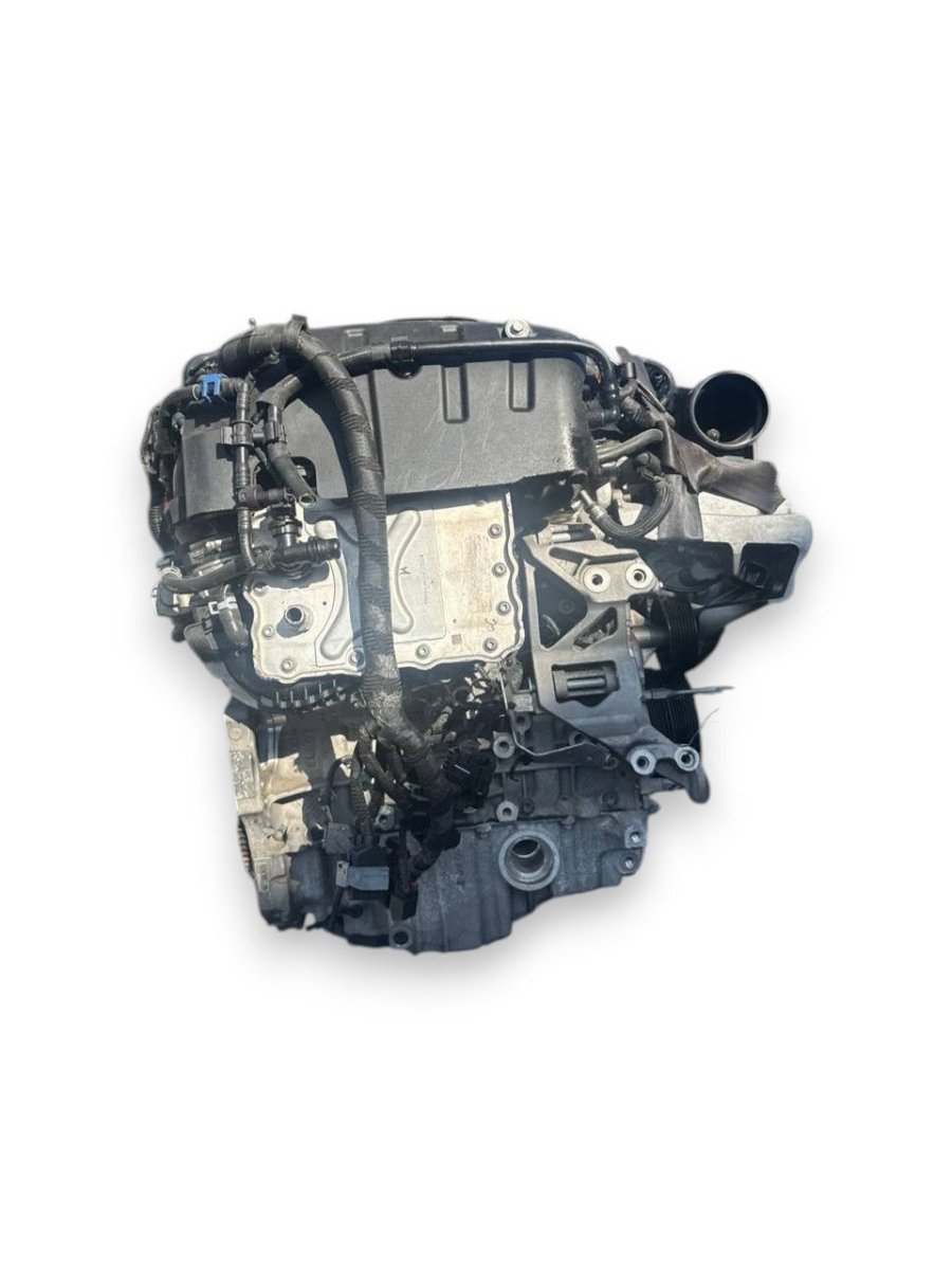 Motore Maserati Grecale ( 2022 ) 2.0 Benzina Elettrico 243kw 330cv cod : 670053115 - F&P CRASH SRLS - Ricambi Usati