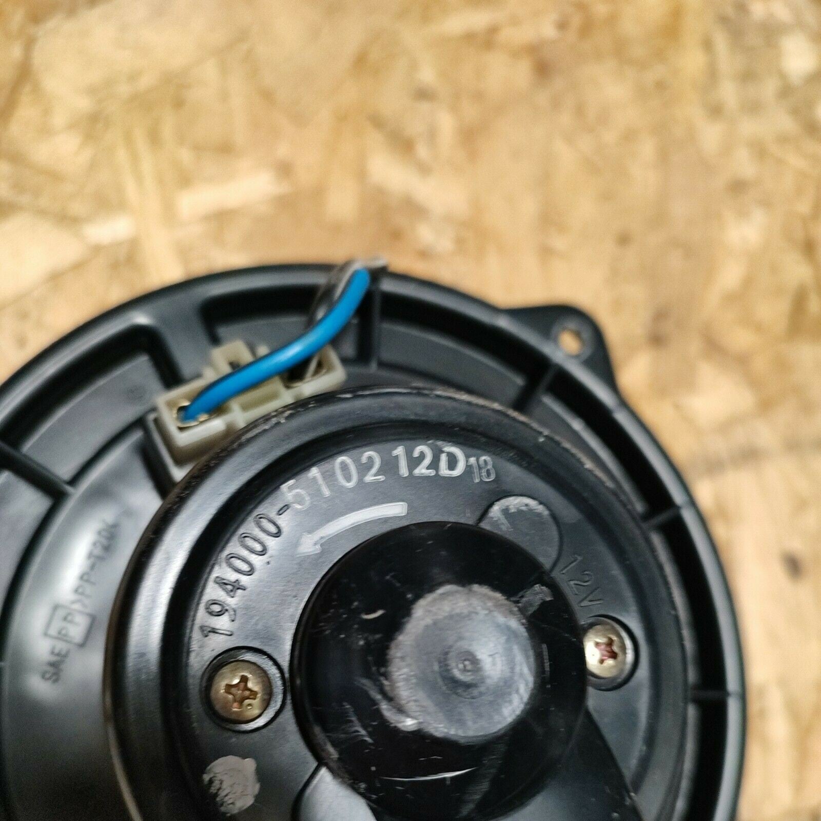 Heating fan motor Mazda MPV 2nd series (03-06) 194000-510211D - F&P CRASH SRLS - Used Parts