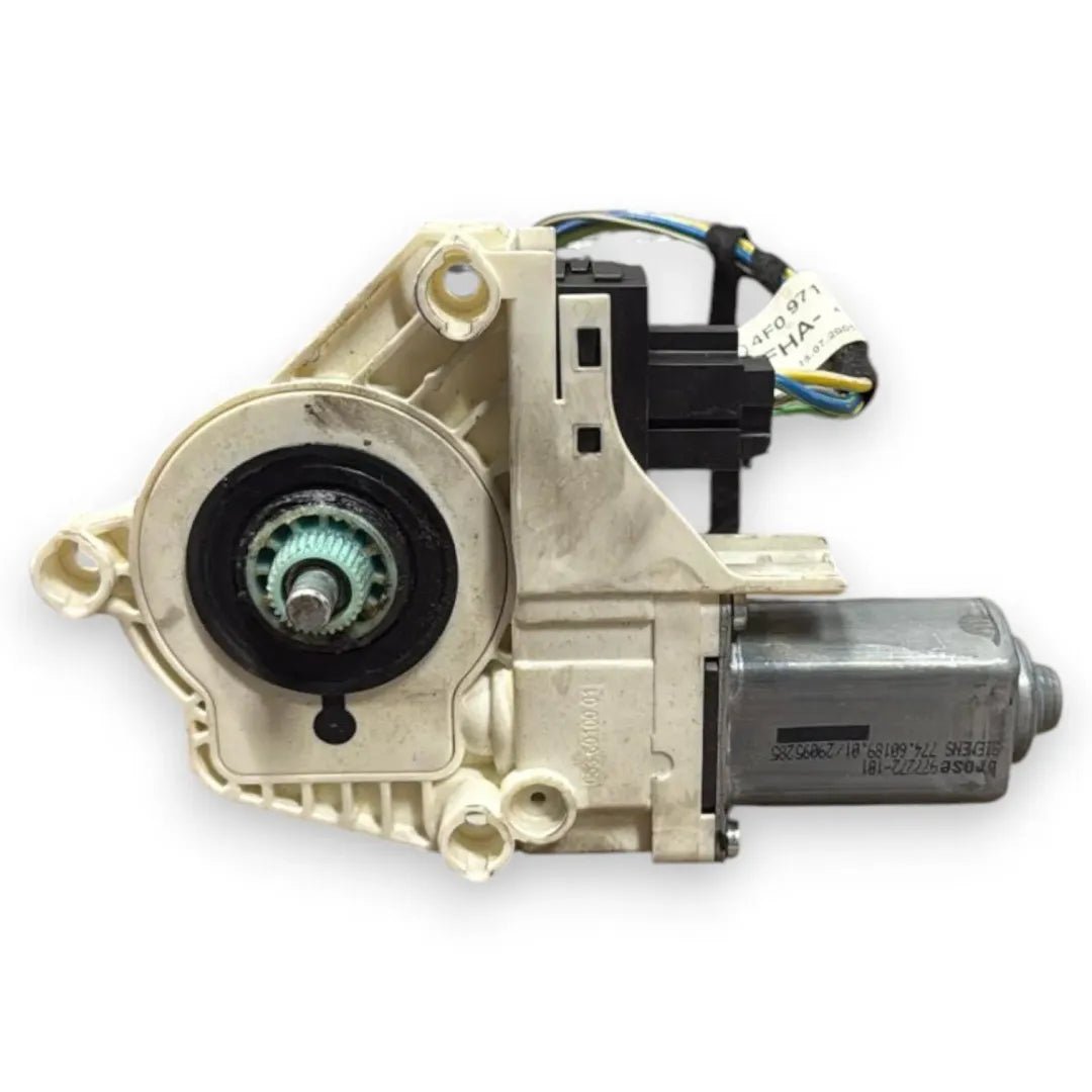 Dettaglio Motorino alzacristallo sinistro posteriore Audi A6 4F 2004–2009 OEM 4F0959801F - foto 2