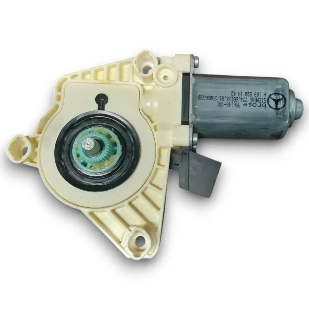 Motorino alzacristallo sinistro posteriore Mercedes-Benz Classe B 2005–2013 A1698204542 - F&P CRASH SRL - Ricambi Usati